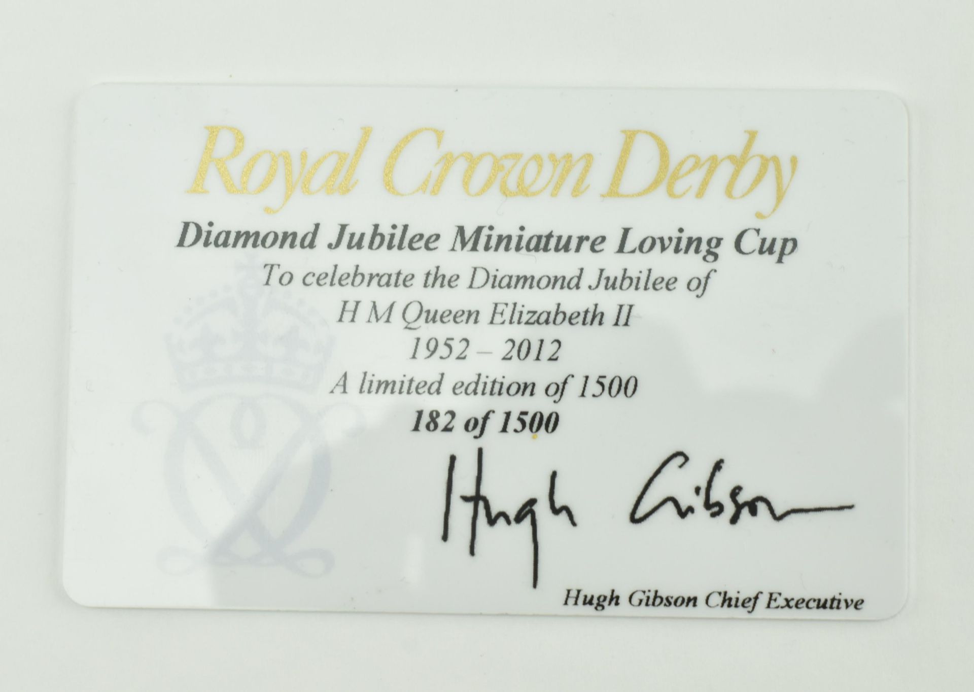 A COLLECTION OF ROYAL CROWN DERBY MINIATURE LOVING CUPS - Bild 8 aus 8