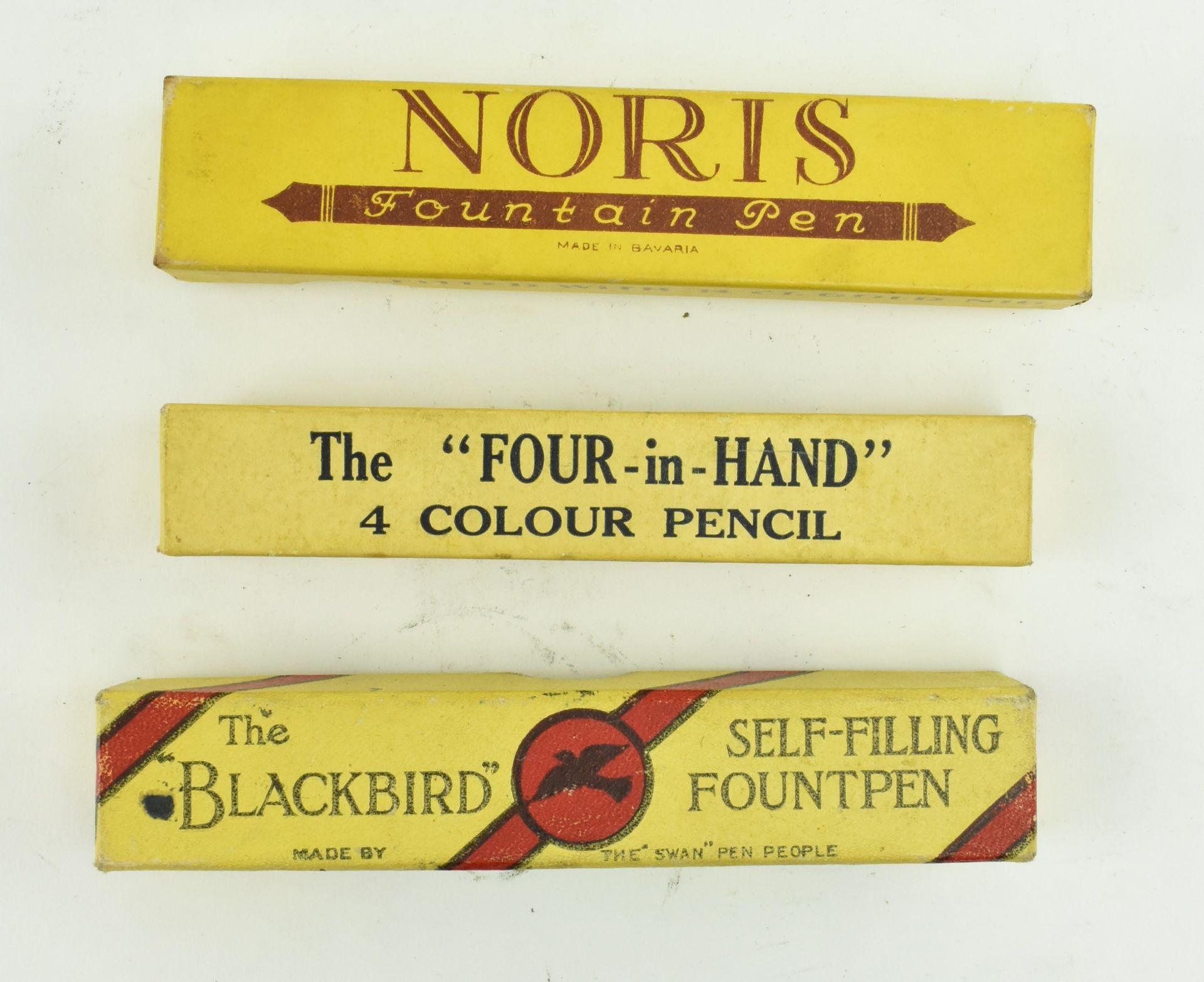 THREE EARLY - MID 20TH CENTURY CASED PENS / PENCILS - Image 4 of 4