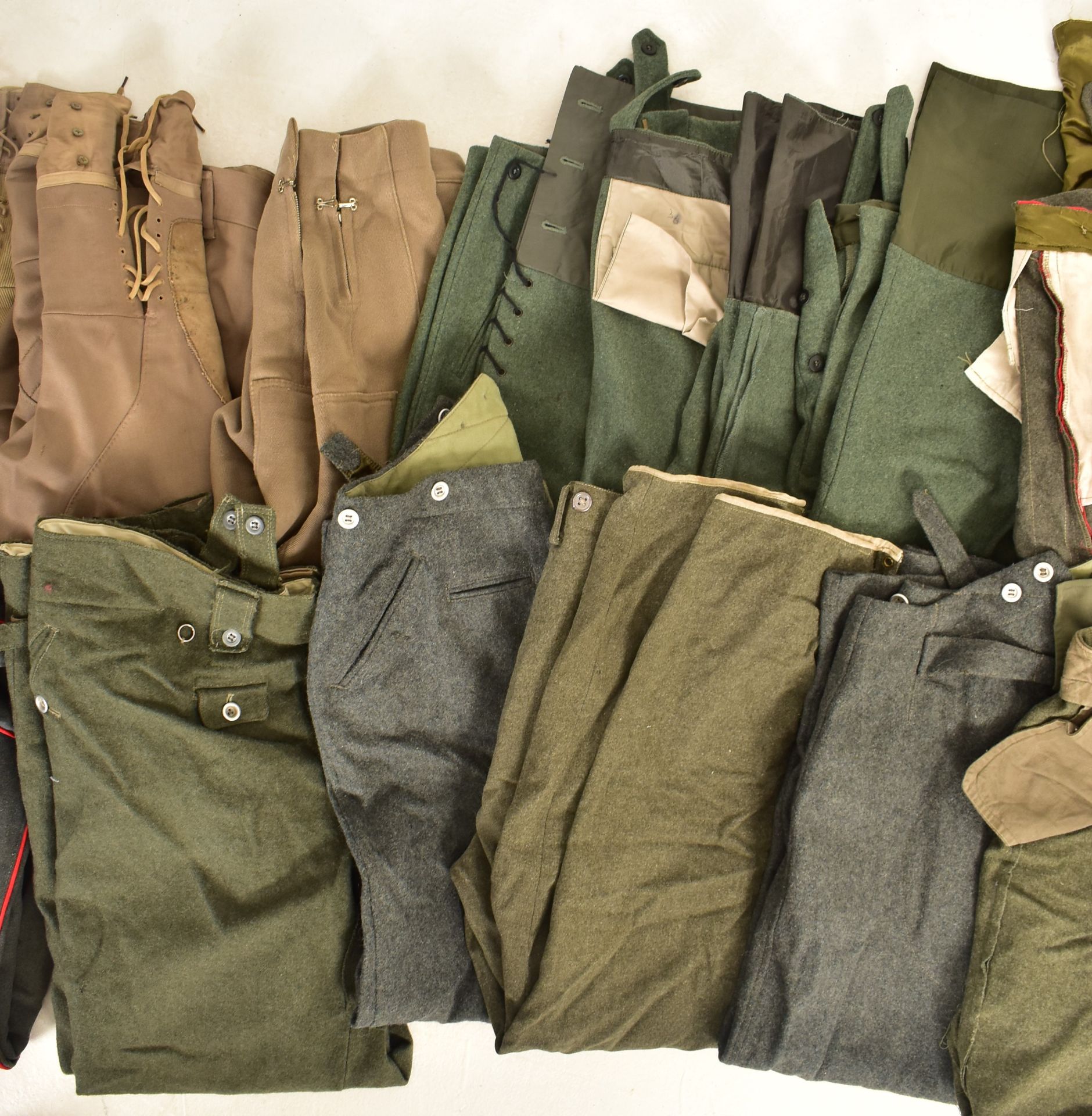 LARGE COLLECTION OF RE-ENACTMENT WWII UNIFORM TROUSERS - Image 3 of 4