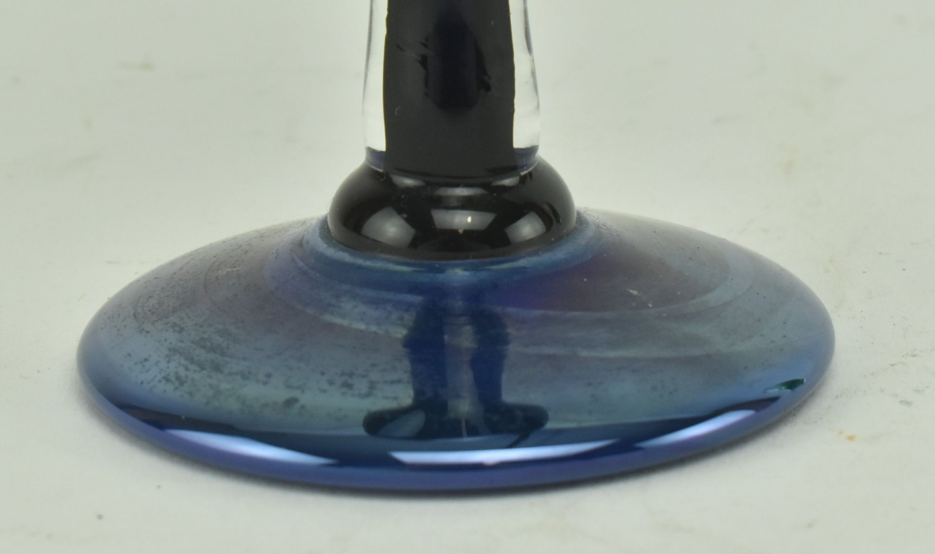 VINTAGE OKRA GLASS PERFUME BOTTLE & A KREATIV GREEN VASE - Image 5 of 9