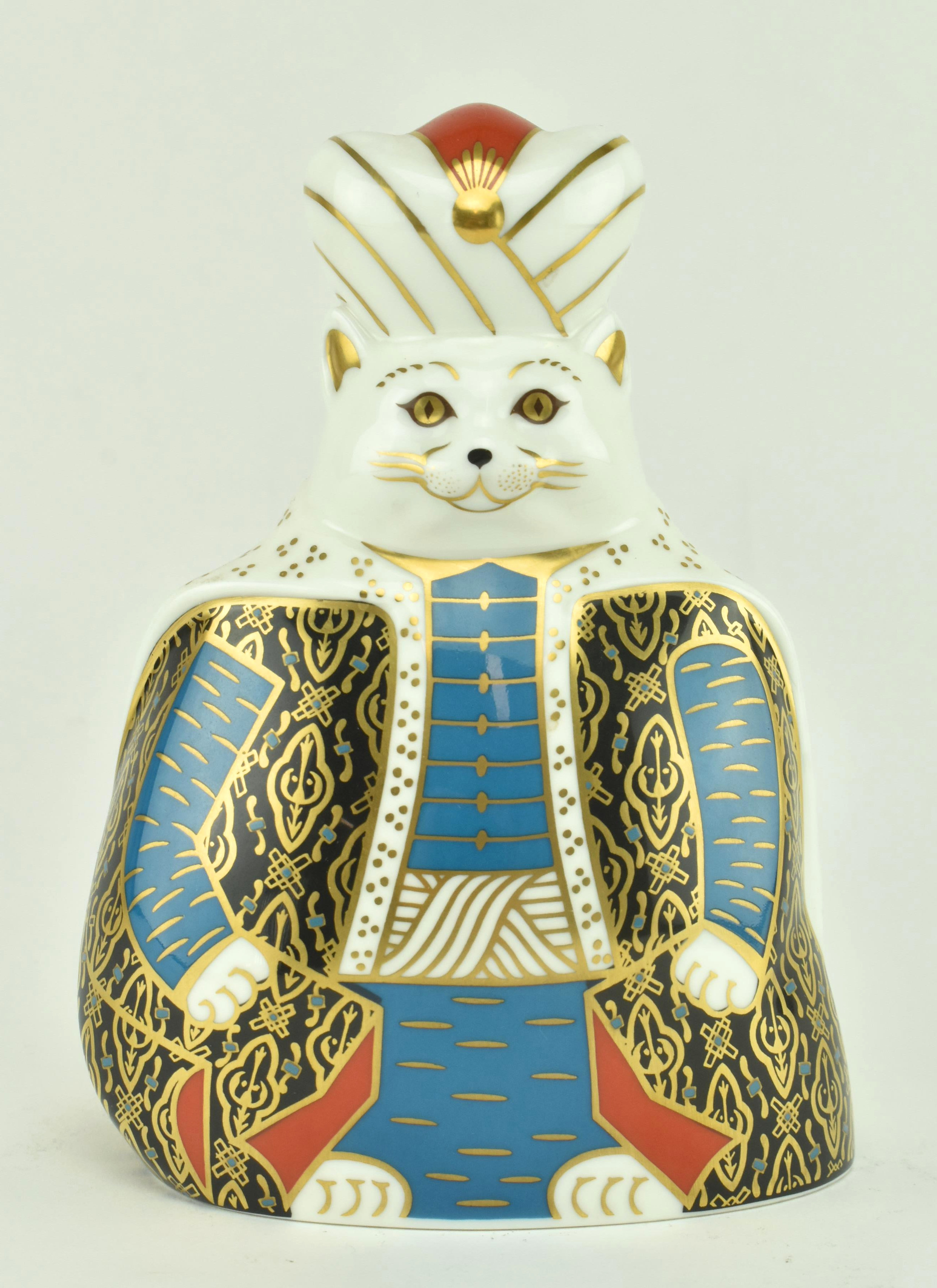 ROYAL CROWN DERBY - ROYAL CATS PERSIAN PAPERWEIGHT