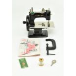 SINGER SEWHANDY CHILD'S SEWING MACHINE IN ORIGINAL BOX