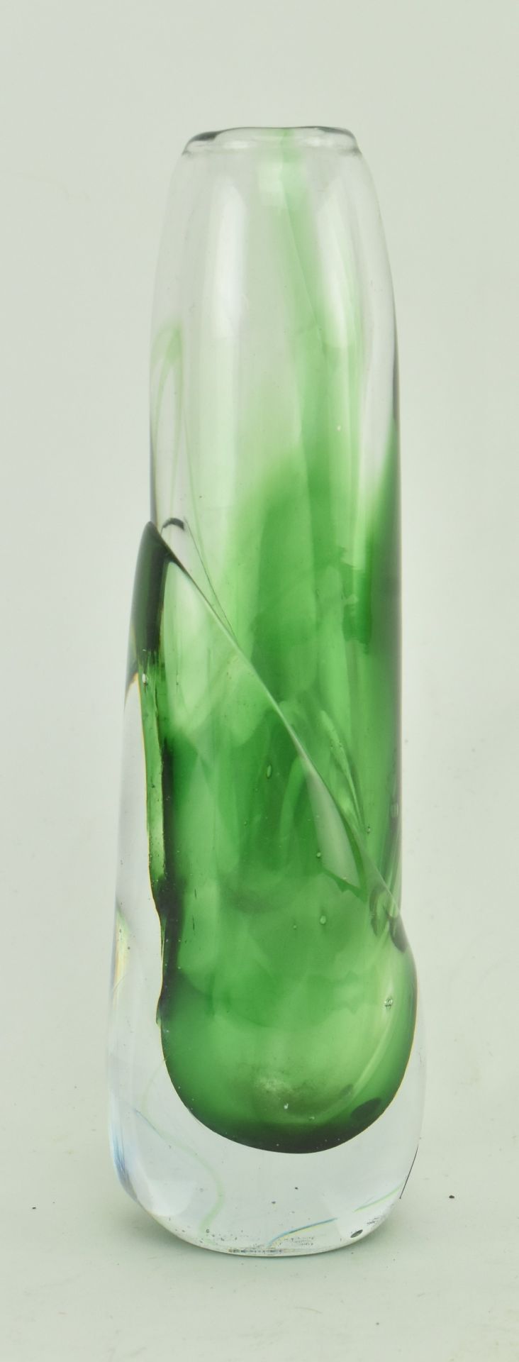 VINTAGE OKRA GLASS PERFUME BOTTLE & A KREATIV GREEN VASE - Image 7 of 9