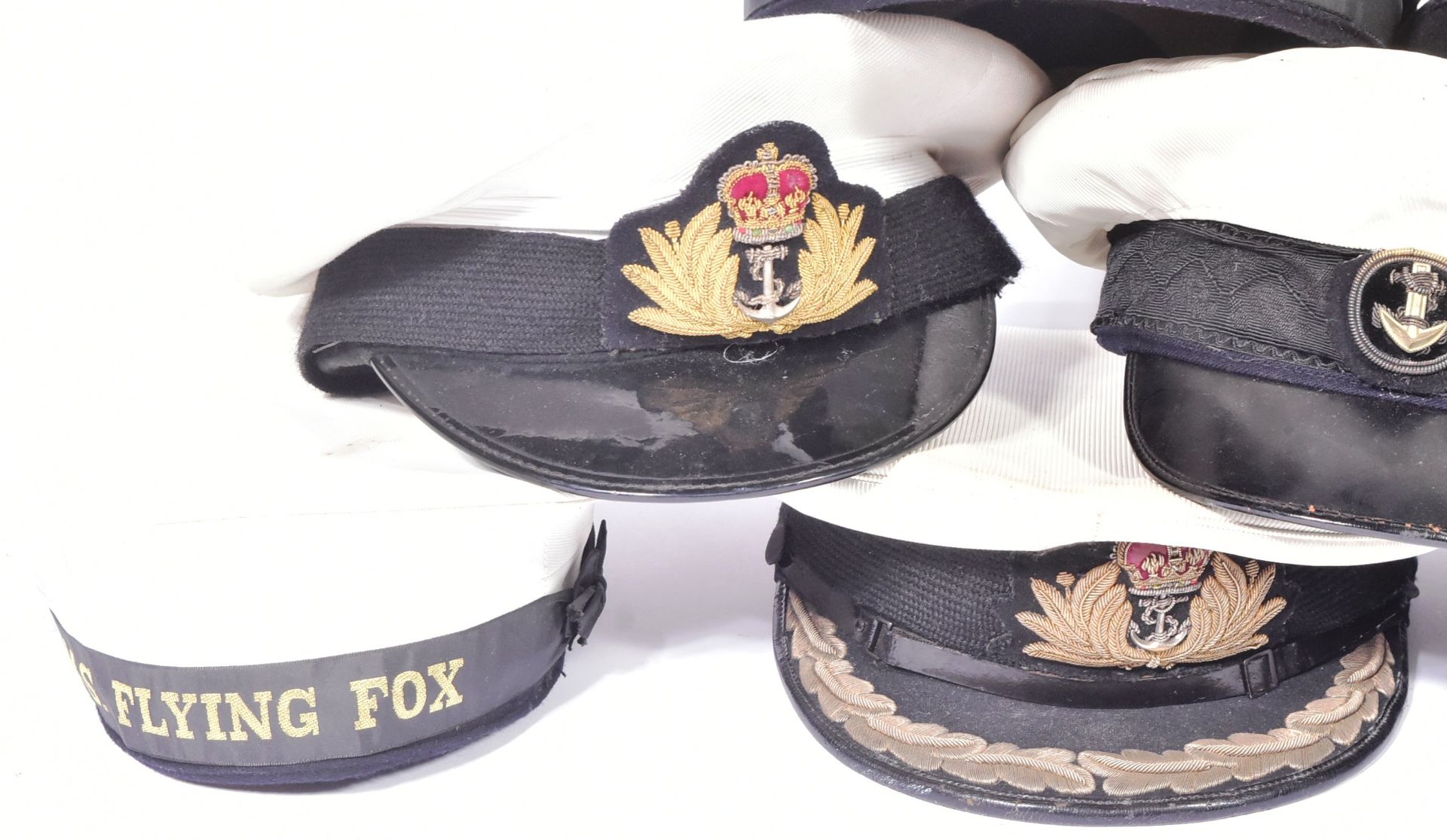 COLLECTION OF ASSORTED ROYAL NAVY PEAKED HAT VISORS - Bild 2 aus 5