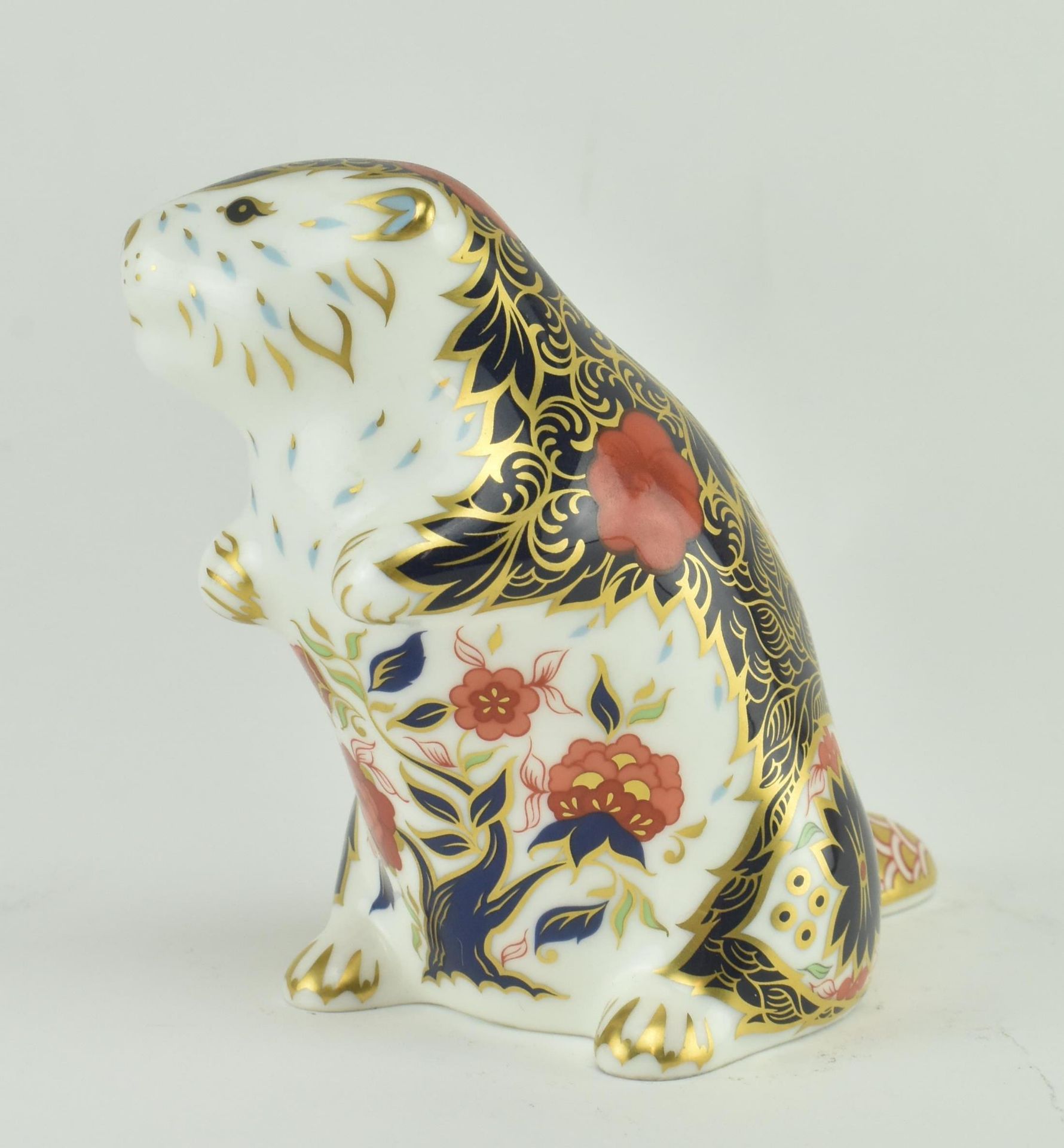 ROYAL CROWN DERBY - OLD IMARI BEAVER WITH GOLD STOPPER - Image 2 of 6