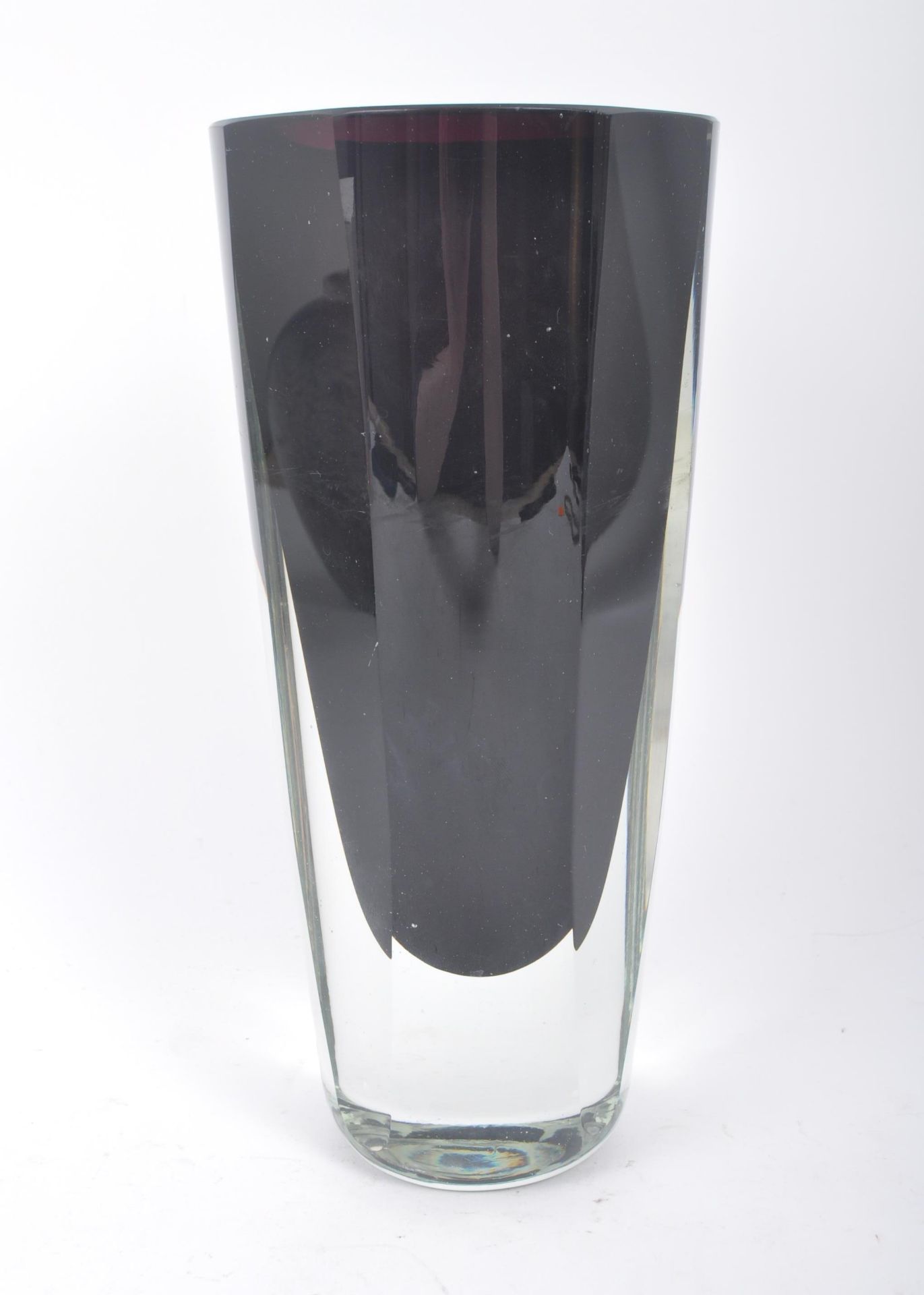 MANNER OF STROMBERGSHYTTAN - RETRO STUDIO GLASS VASE - Image 4 of 6
