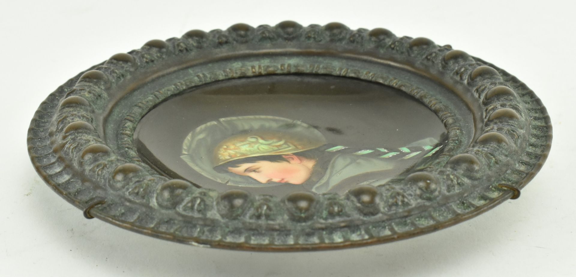 19TH CENTURY FINE PORCELAIN RENAISSANCE PLATE IN BRONZE FRAME - Bild 3 aus 4