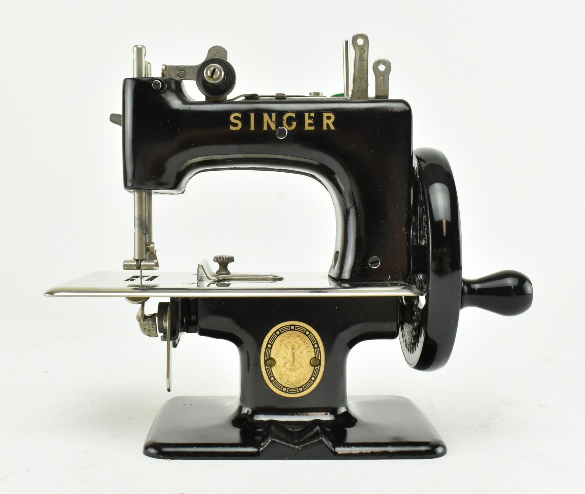 SINGER SEWHANDY CHILD'S SEWING MACHINE IN ORIGINAL BOX - Image 7 of 10