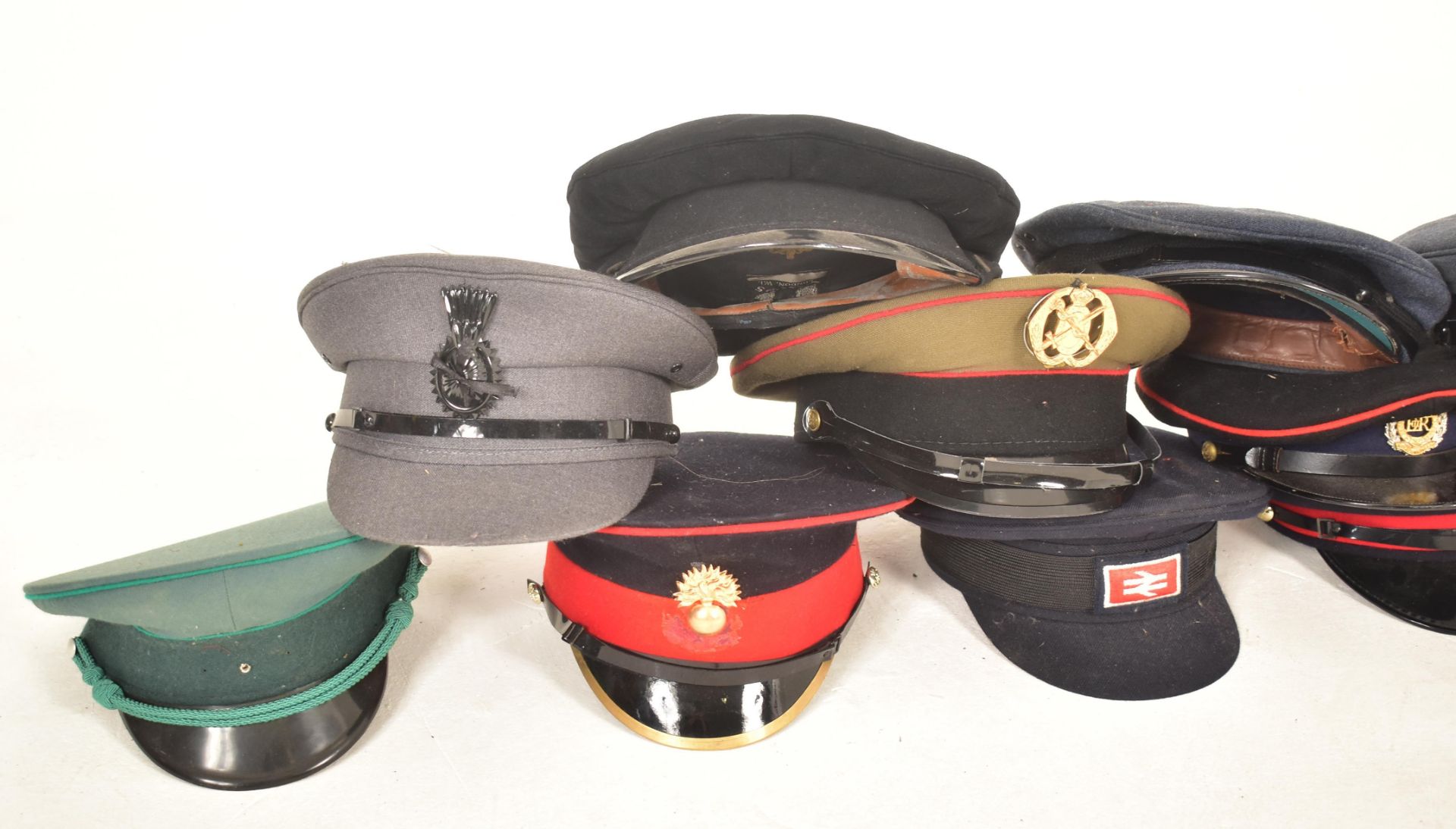 COLLECTION OF RE-ENACTMENT ASSORTED ARMY OFFICERS PEAK HATS - Image 2 of 5