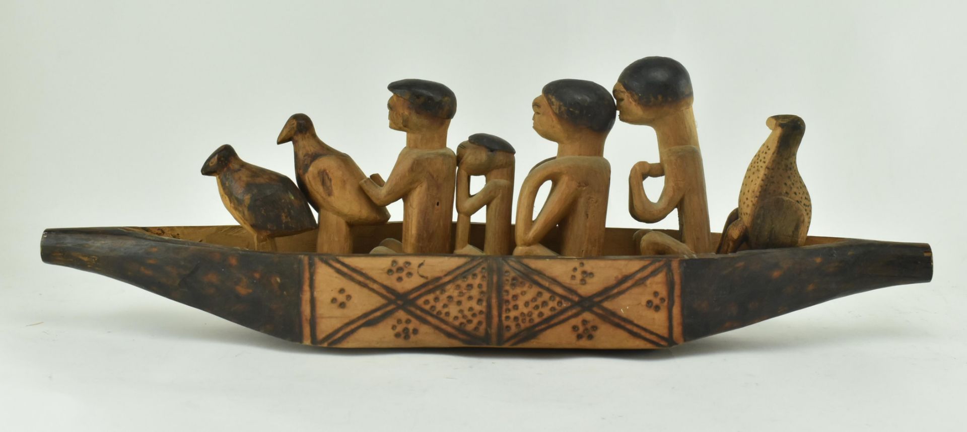 AFRICAN TRIBAL CARVED WOODEN SHIP WITH PEG SAILORS - Image 3 of 7