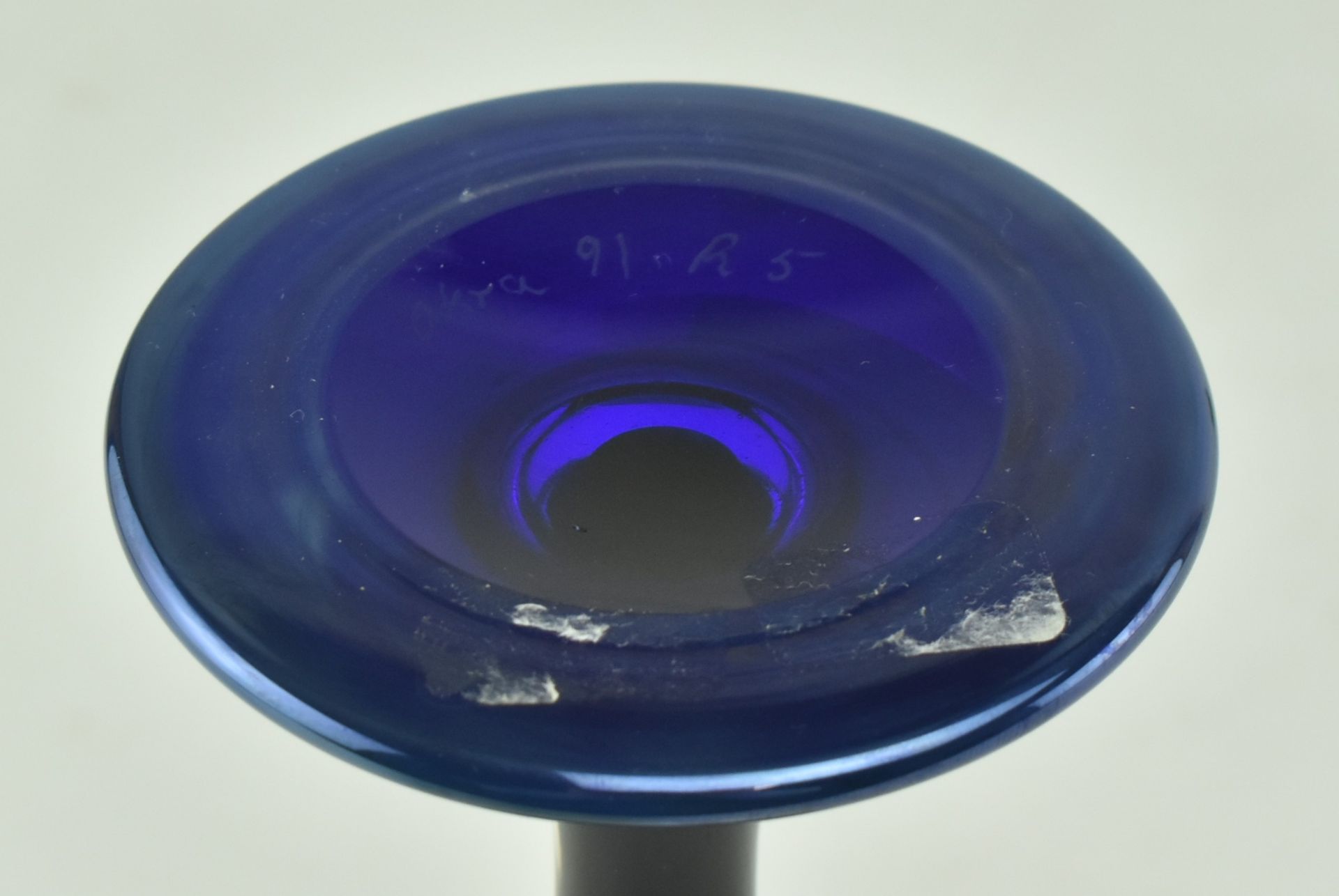 VINTAGE OKRA GLASS PERFUME BOTTLE & A KREATIV GREEN VASE - Image 6 of 9