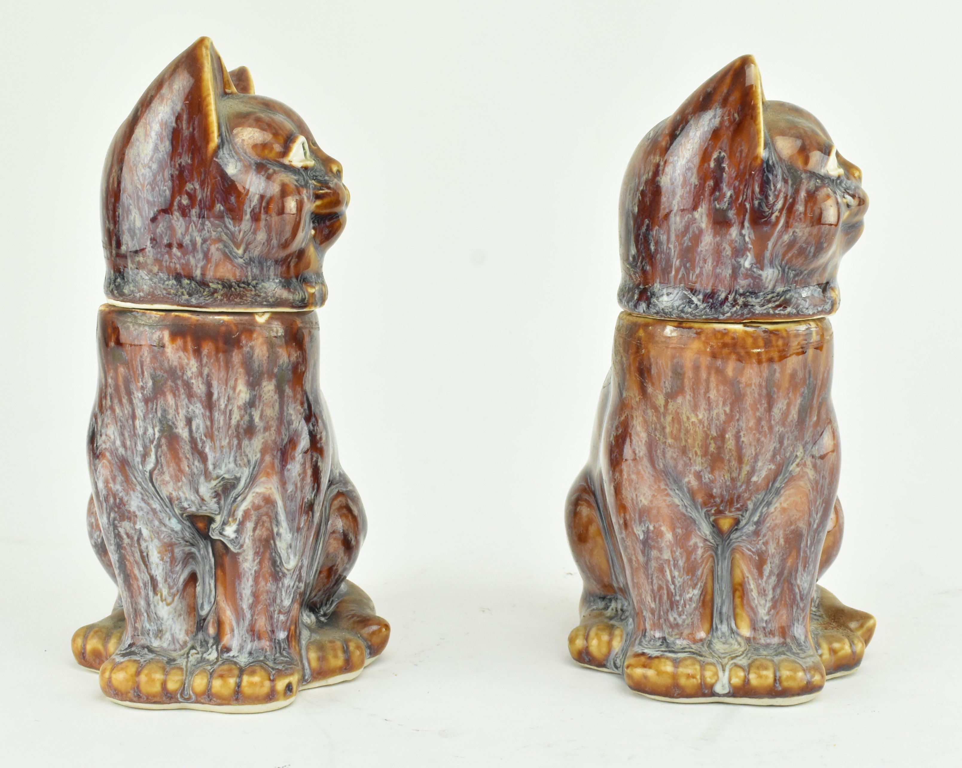 PAIR OF VINTAGE CERAMIC CAT SHAPED TEA CADDIES - Image 2 of 6