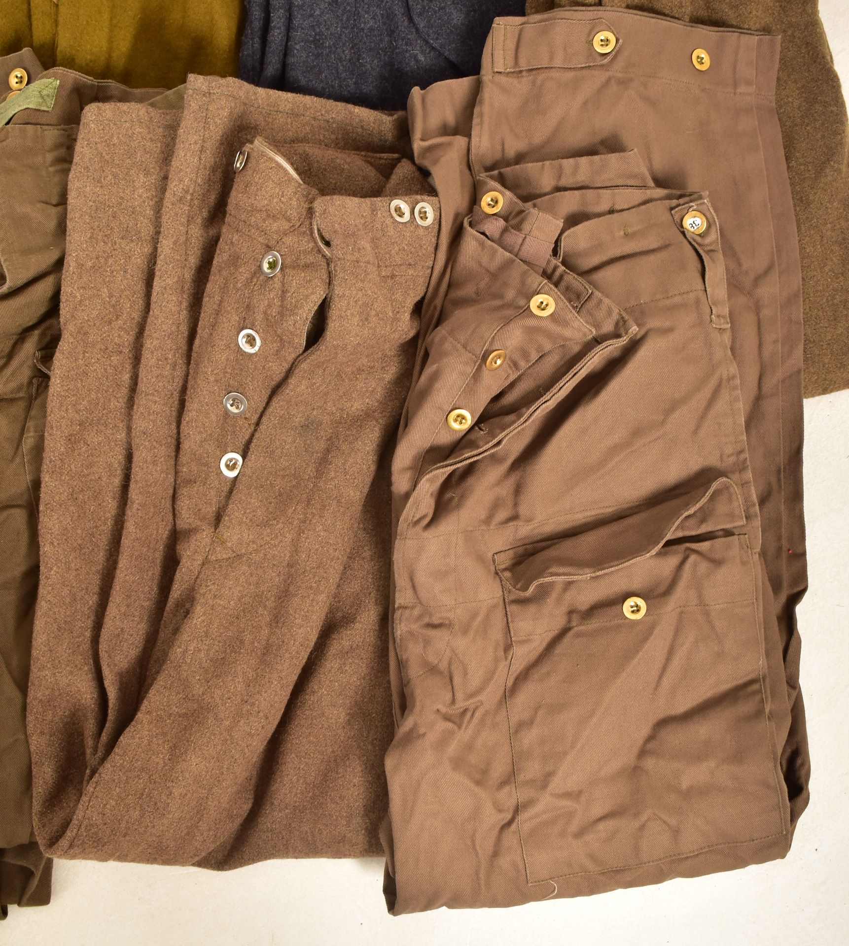 COLLECTION OF RE-ENACTMENT BRITISH MILITARY BUTTON UP TROUSERS - Bild 2 aus 4