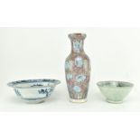 COLLECTION OF TWO CHINESE CERAMIC BOWLS AND A VASE