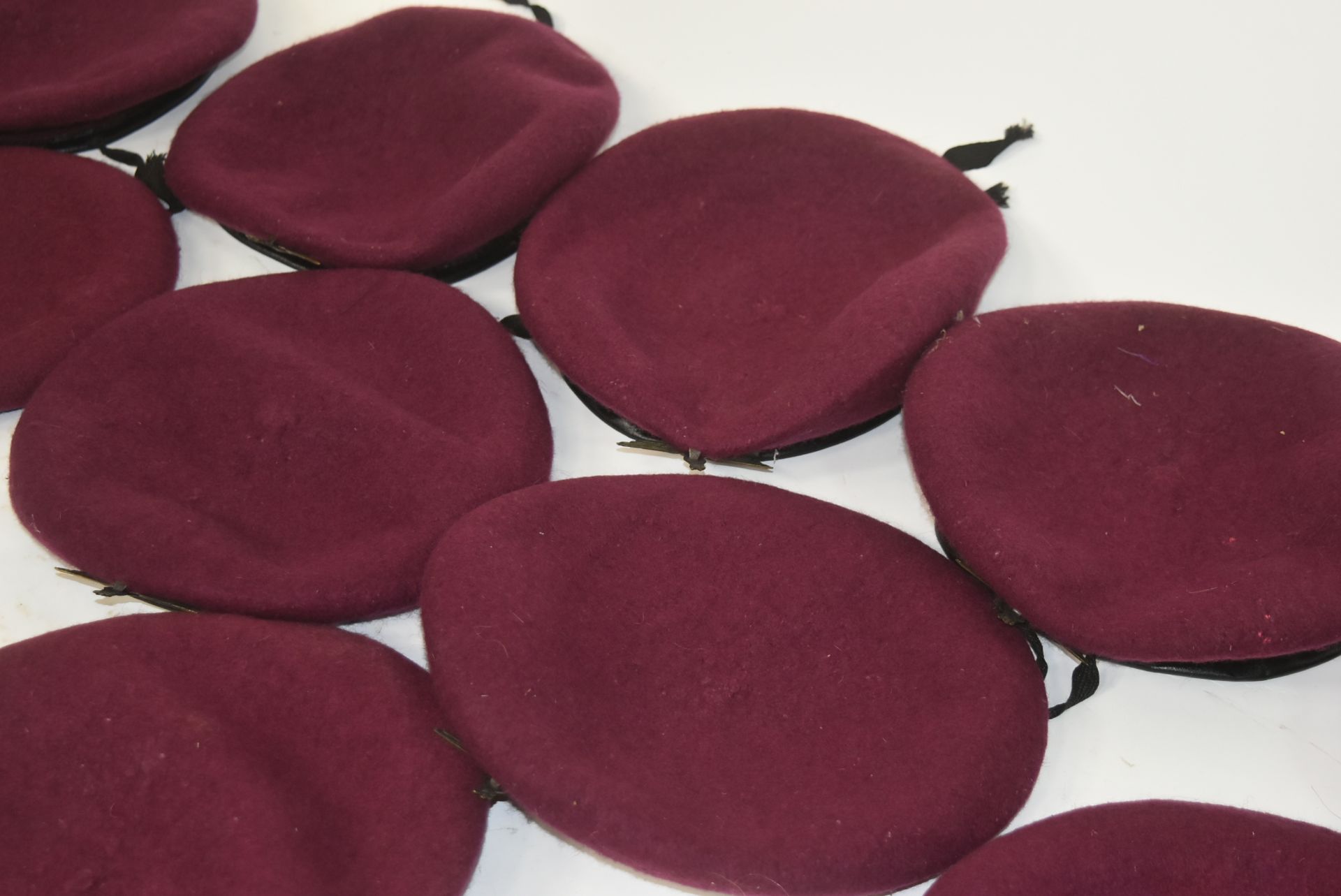 COLLECTION OF POST WAR BRITISH PARATROOPER BERETS - Image 4 of 6