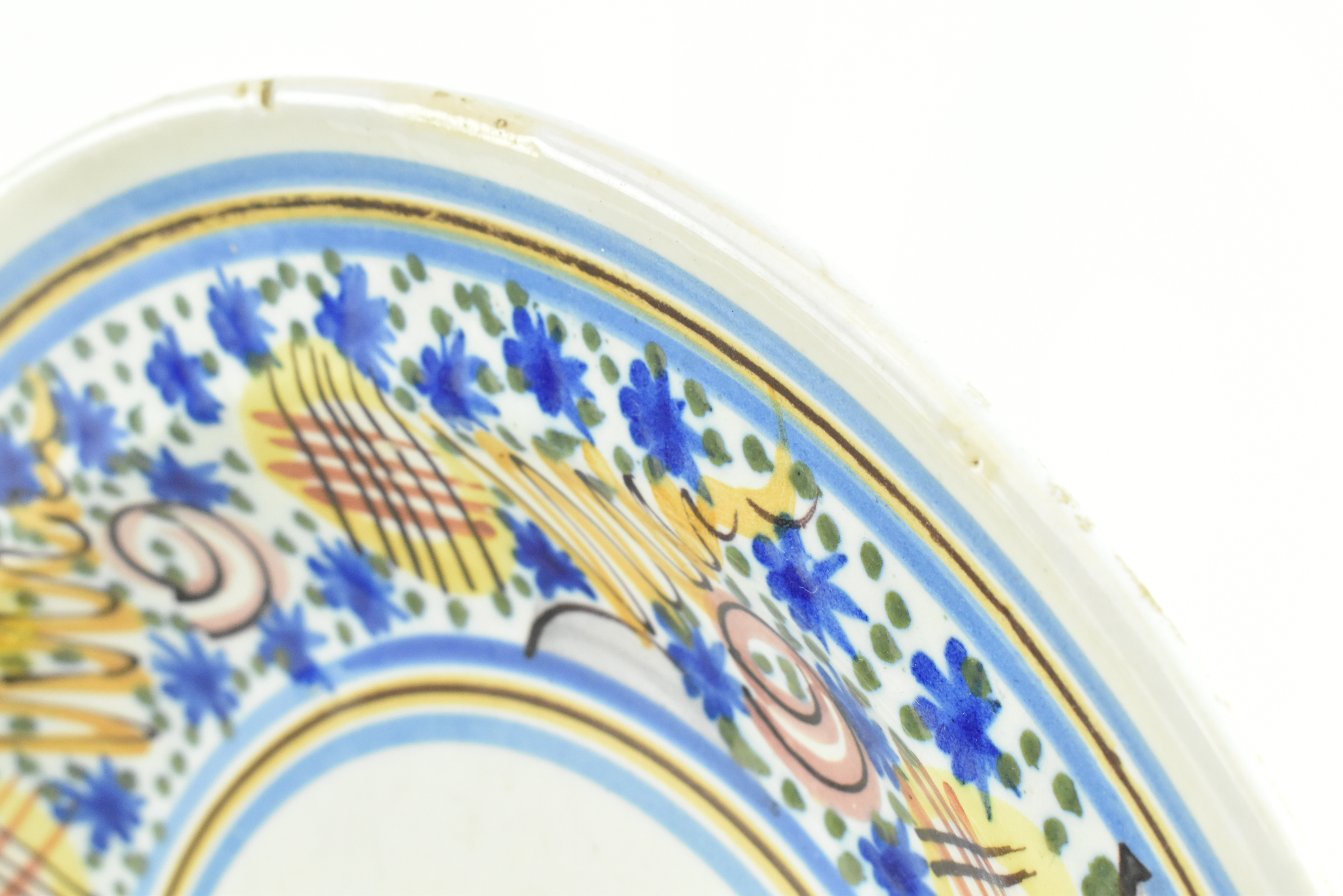 TWO LARGE IZNIK STYLE MAJOLICA TIN GLAZED CERAMIC PLATES - Image 2 of 5