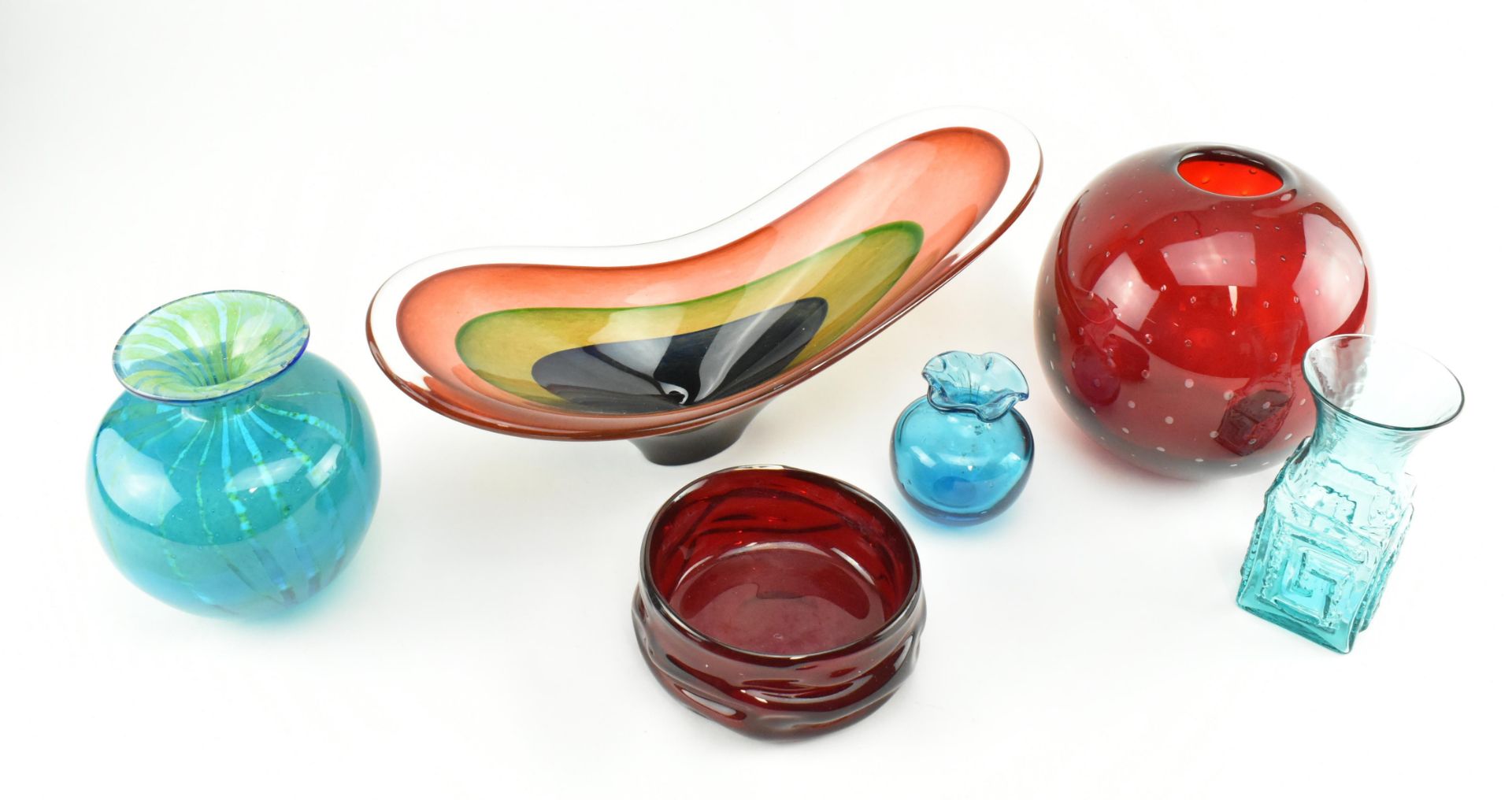 COLLECTION OF VINTAGE 20TH CENTURY STUDIO ART GLASS - Image 2 of 6