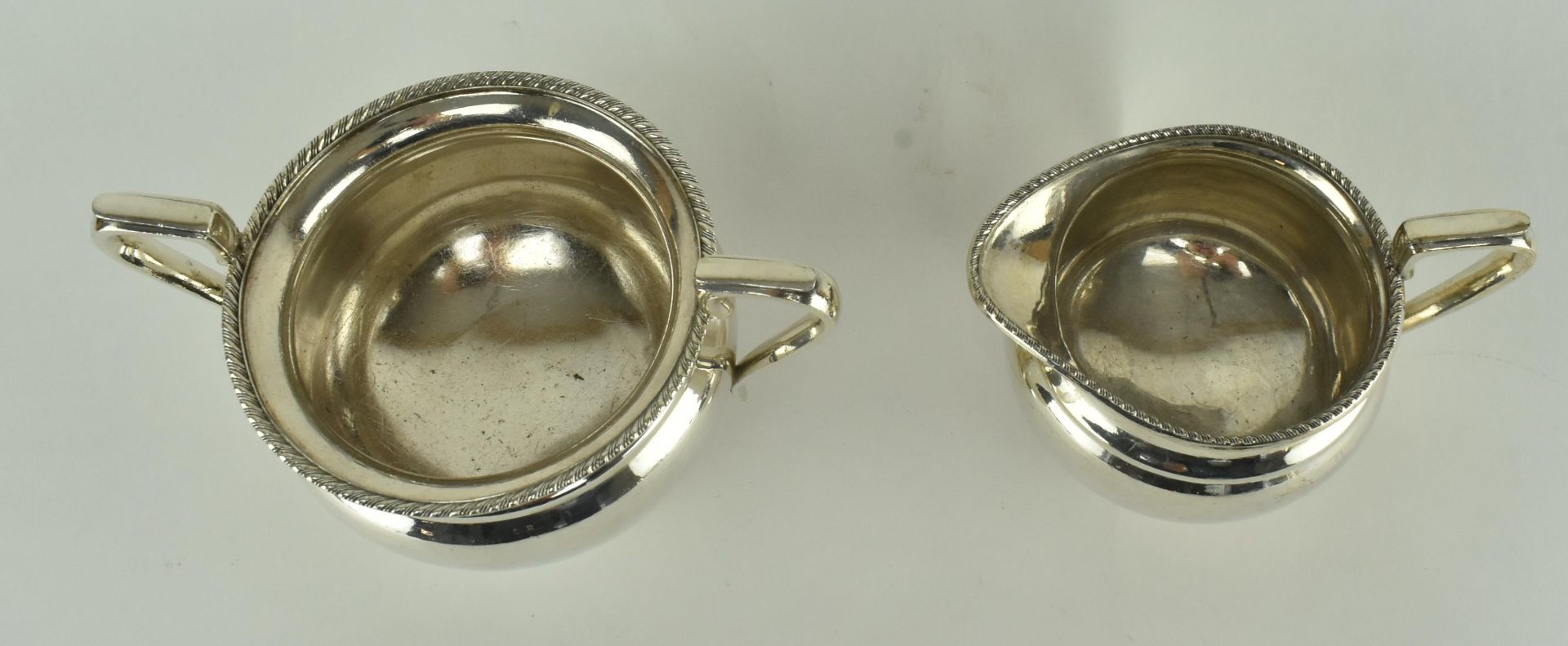 COLLECTION OF EDWARDIAN & LATER SILVER PLATED TABLEWARE - Image 8 of 10