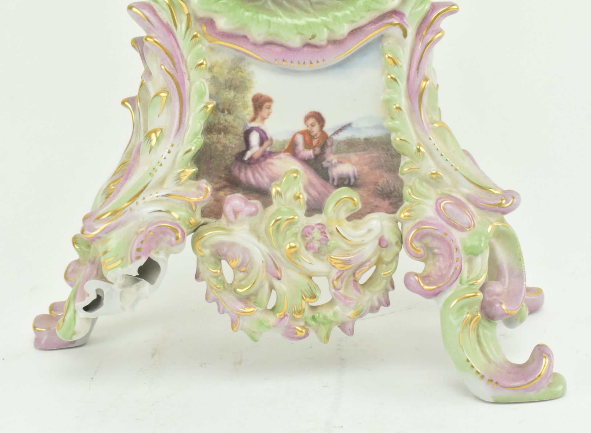 EARLY 20TH CENTURY MEISSEN STYLE PORCELAIN CLOCK - Image 4 of 8