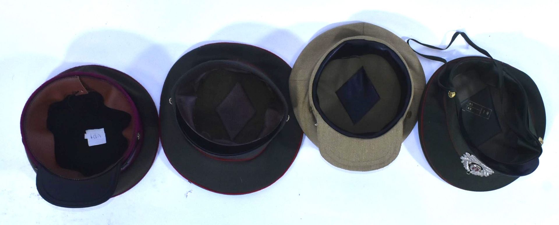 COLLECTION OF VINTAGE POST WAR RUSSIAN MILITARY CAPS - Image 4 of 6
