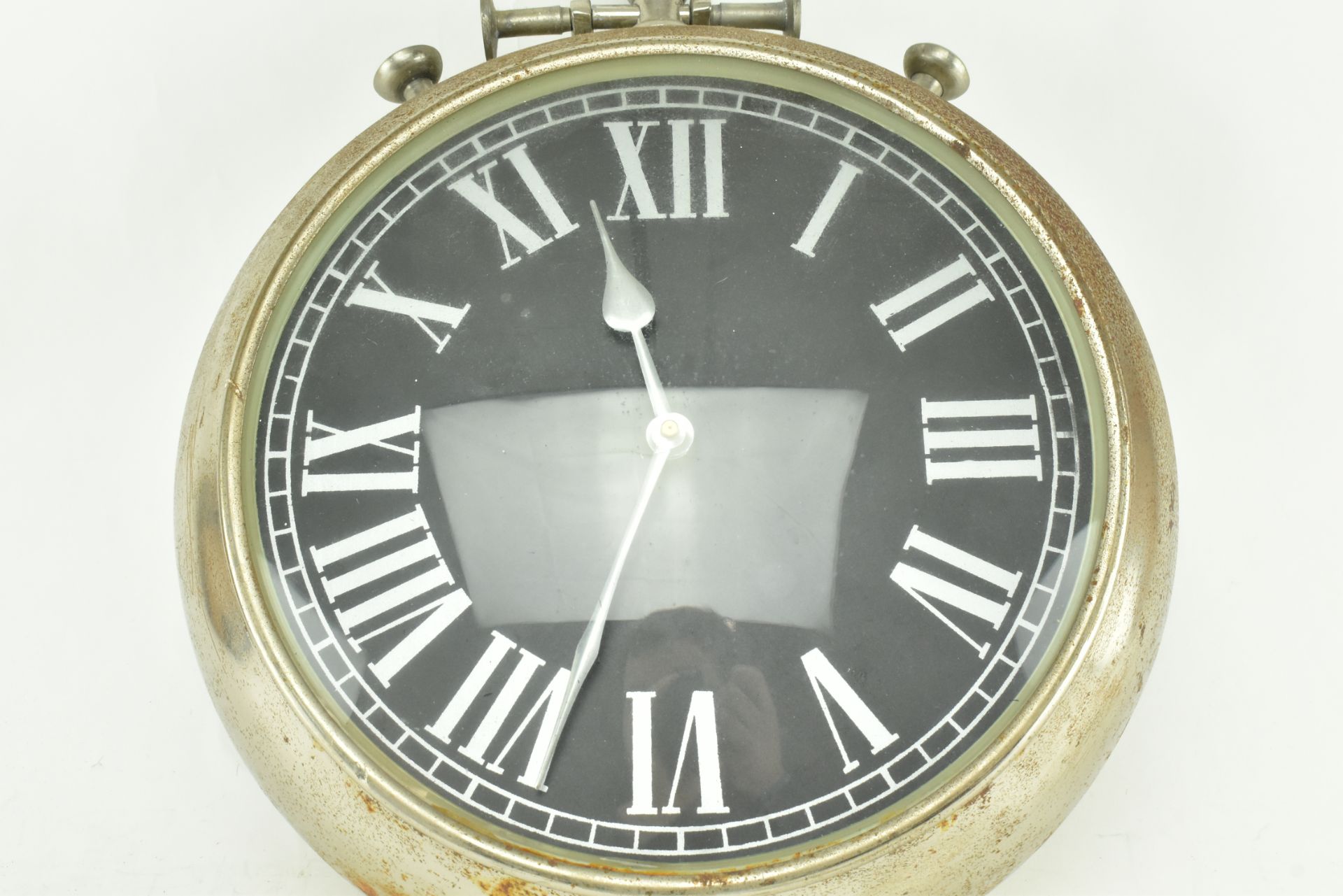 VINTAGE WALL HANGING POCKET WATCH CLOCK - Image 3 of 5