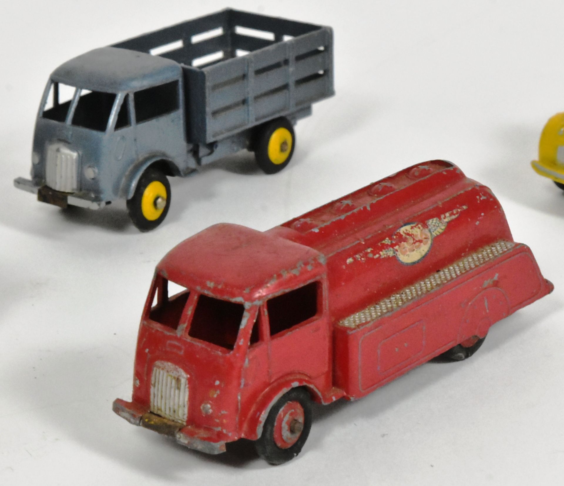 DIECAST - FRENCH DINKY TOYS - X5 ASSORTED TRUCKS - Bild 4 aus 6