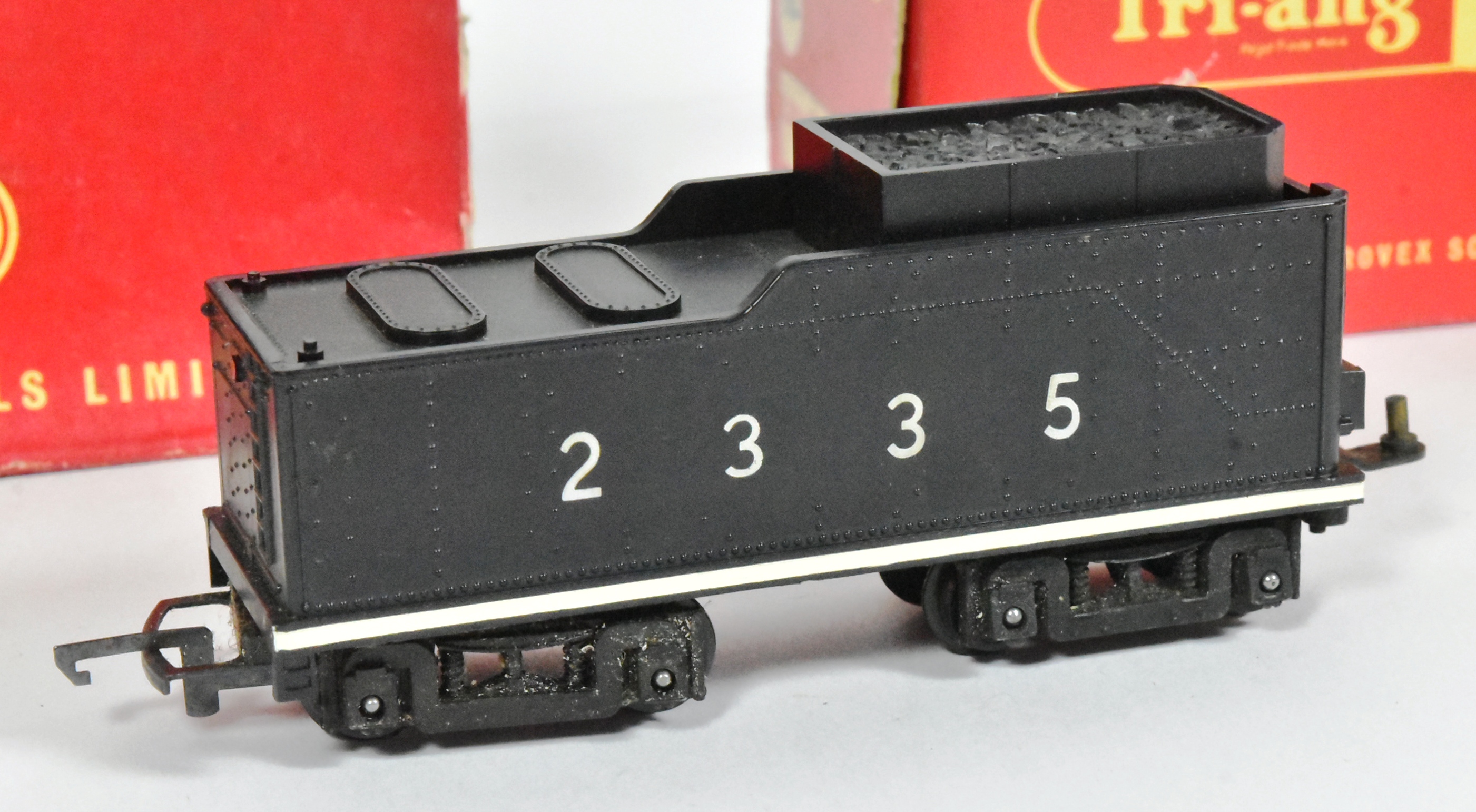 MODEL RAILWAY - COLLECTION OF ASSORTED OO GAUGE LOCOMOTIVES - Image 4 of 6