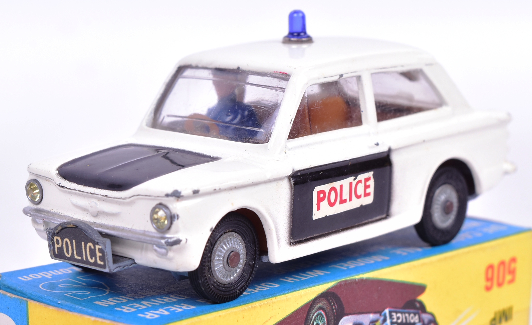 DIECAST - VINTAGE CORGI TOYS POLICE ' PANDA ' IMP - Image 2 of 5