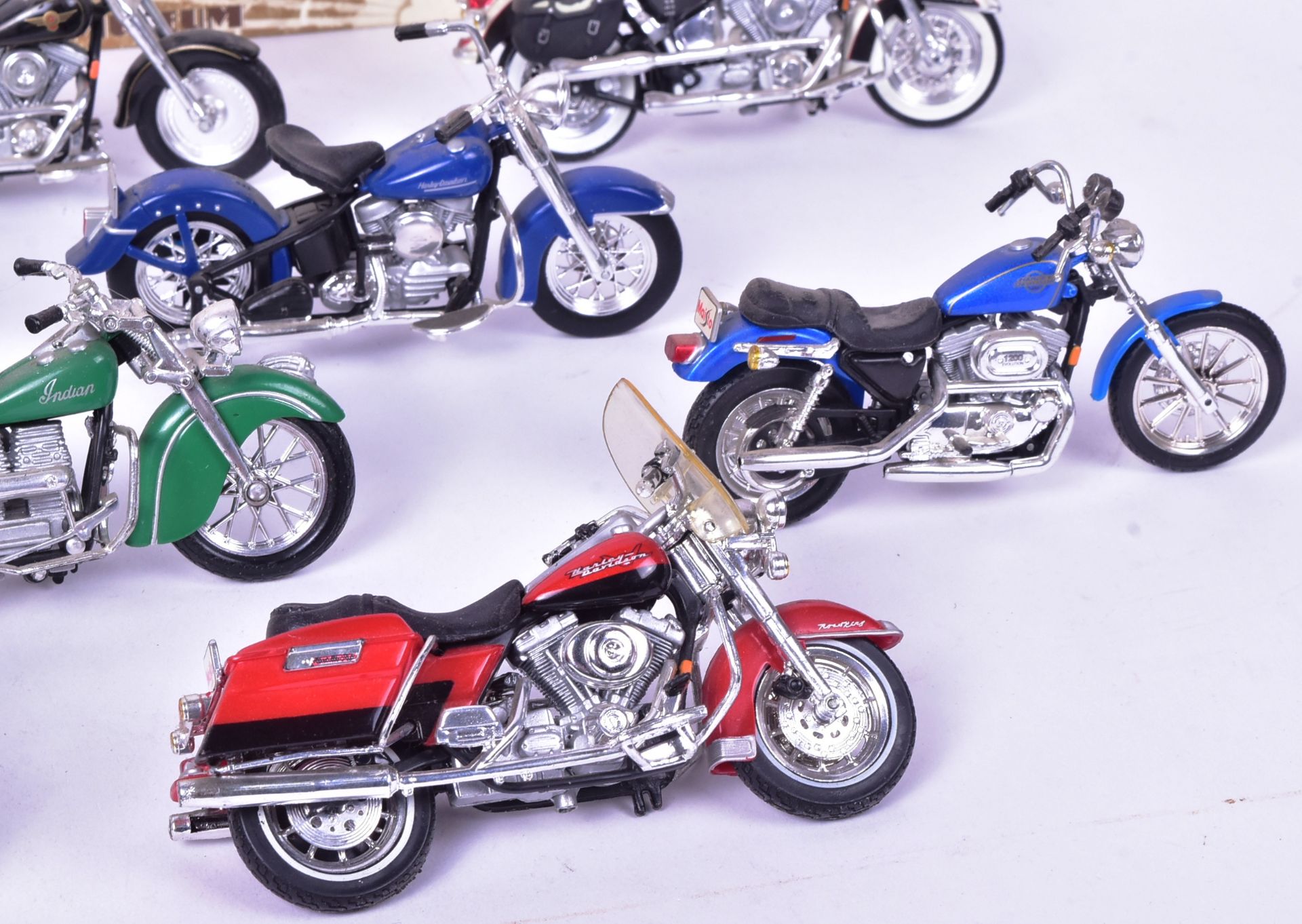 DIECAST - COLLECTION OF MOTORCYCLE MODELS - Image 6 of 7