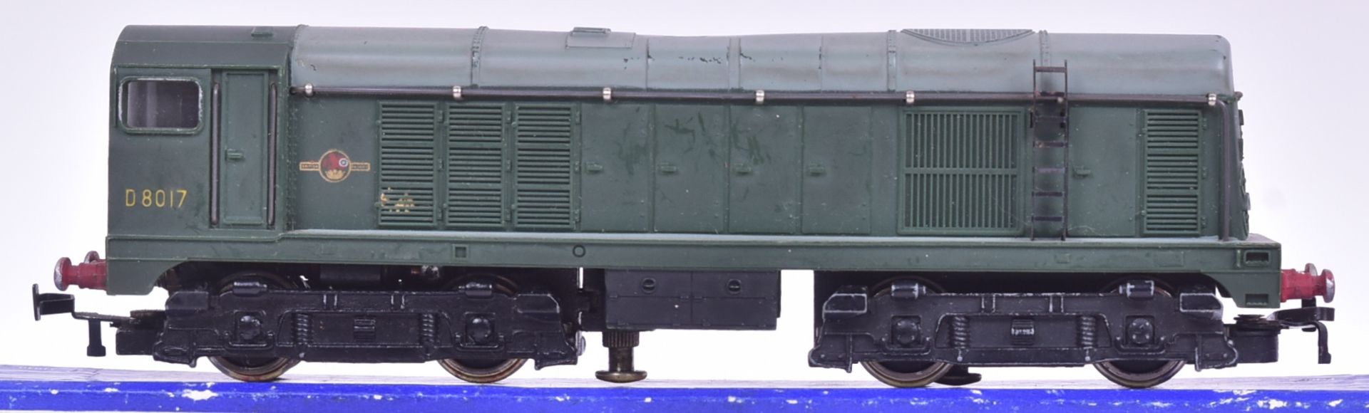 MODEL RAILWAY - TWO VINTAGE HORNBY DUBLO OO GAUGE LOCOMOTIVES - Bild 2 aus 5