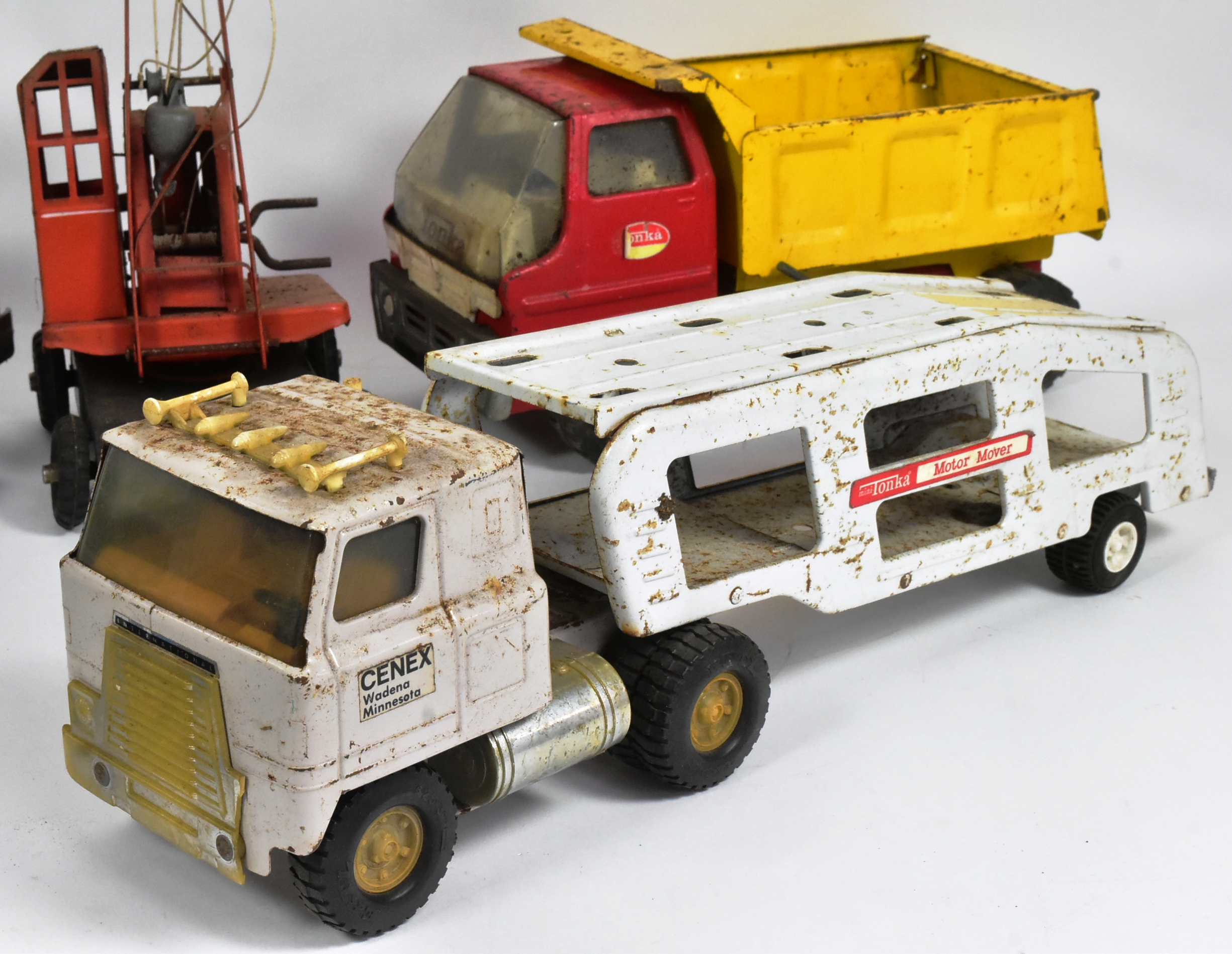 TINPLATE TOYS - COLLECTION OF VINTAGE TINPLATE VEHICLES - Image 3 of 6