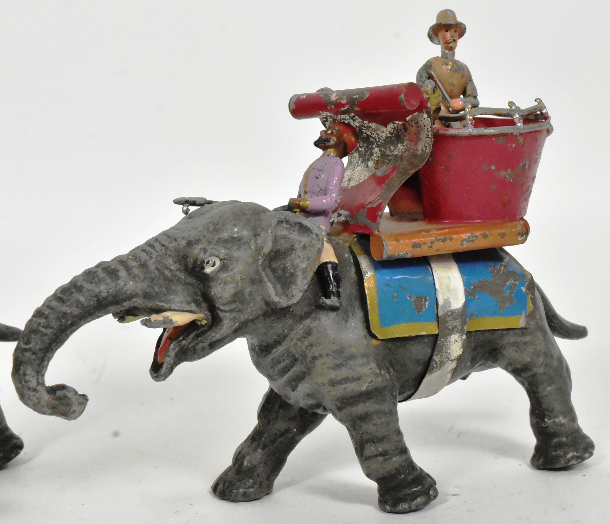 HEYDE - SCARCE EARLY GERMAN LEAD INDIAN HUNTER ELEPHANTS - Image 3 of 9