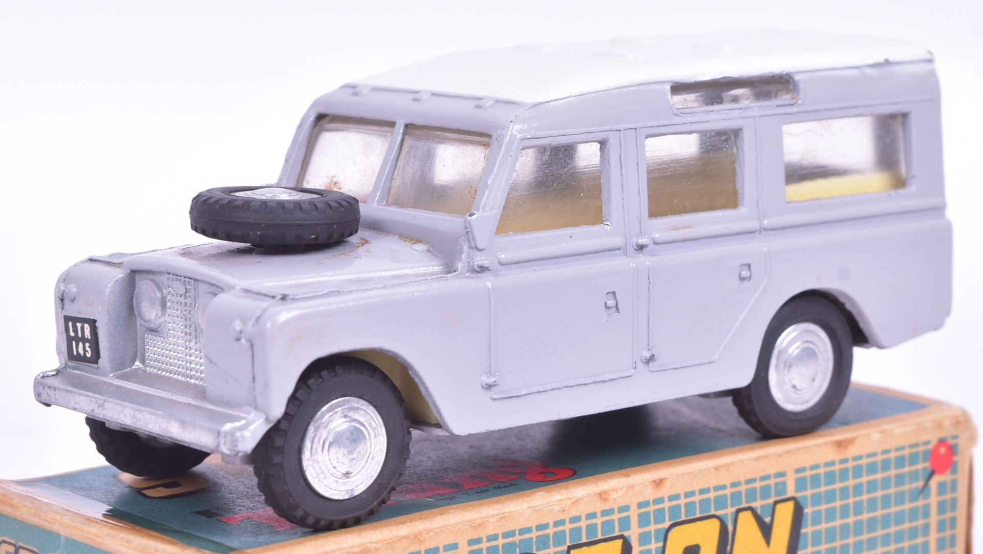 DIECAST - VINTAGE TRIANG SPOT ON LWB LAND ROVER - Bild 2 aus 6