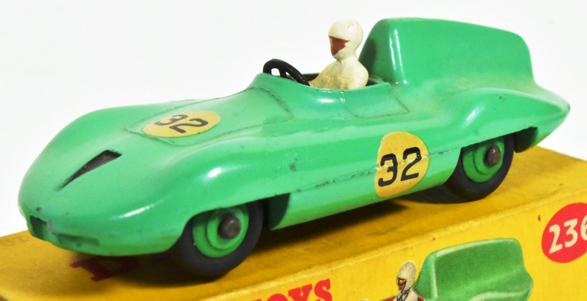 DINKY TOYS - X2 VINTAGE BOXED DINKY TOYS DIECAST MODEL CARS - Image 3 of 5