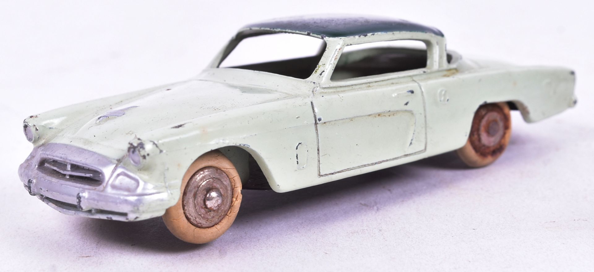 DIECAST - FRENCH DINKY TOYS - SIMCA VERSAILLES & STUDEBAKER COMMANDER - Image 3 of 6