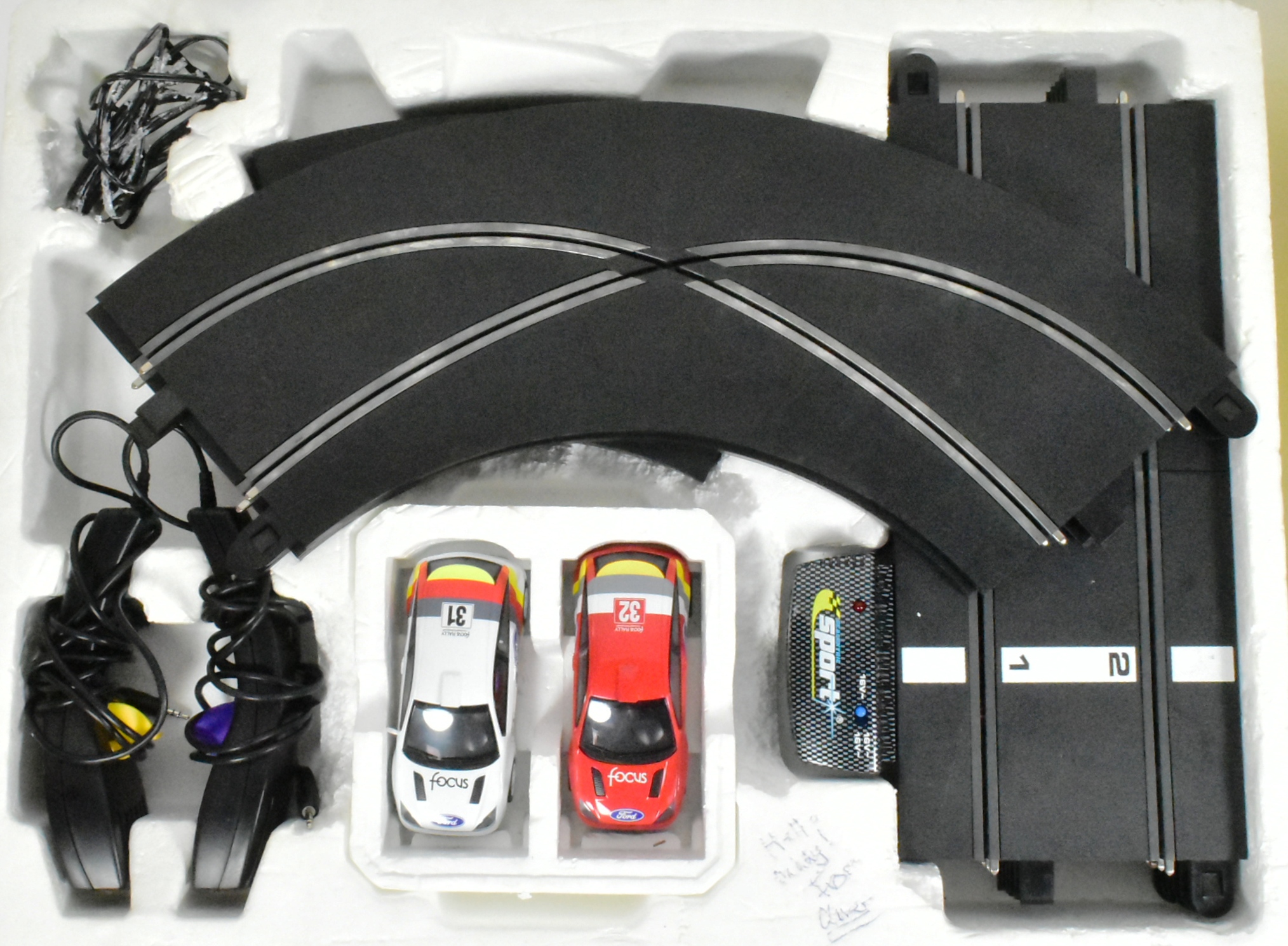 SCALEXTRIC - HORNBY SCALEXTRIC SLOT CAR RACING SET - Image 2 of 5