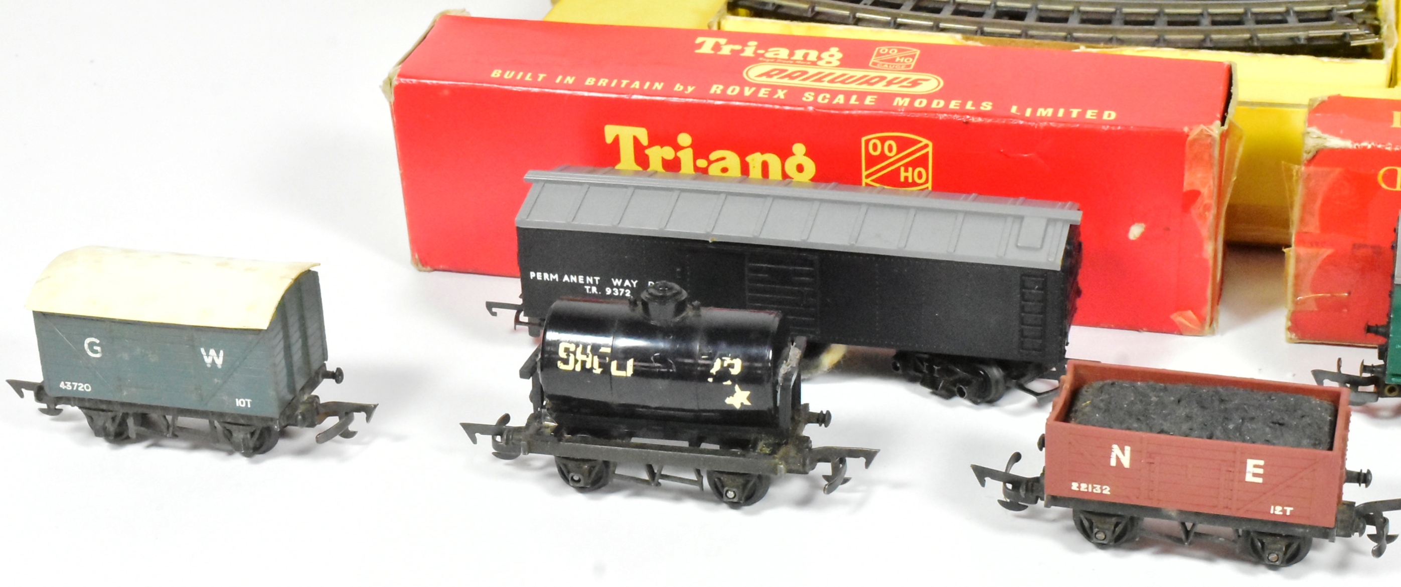 MODEL RAILWAY - COLLECTION OF TRIANG OO GAUGE - Bild 7 aus 7