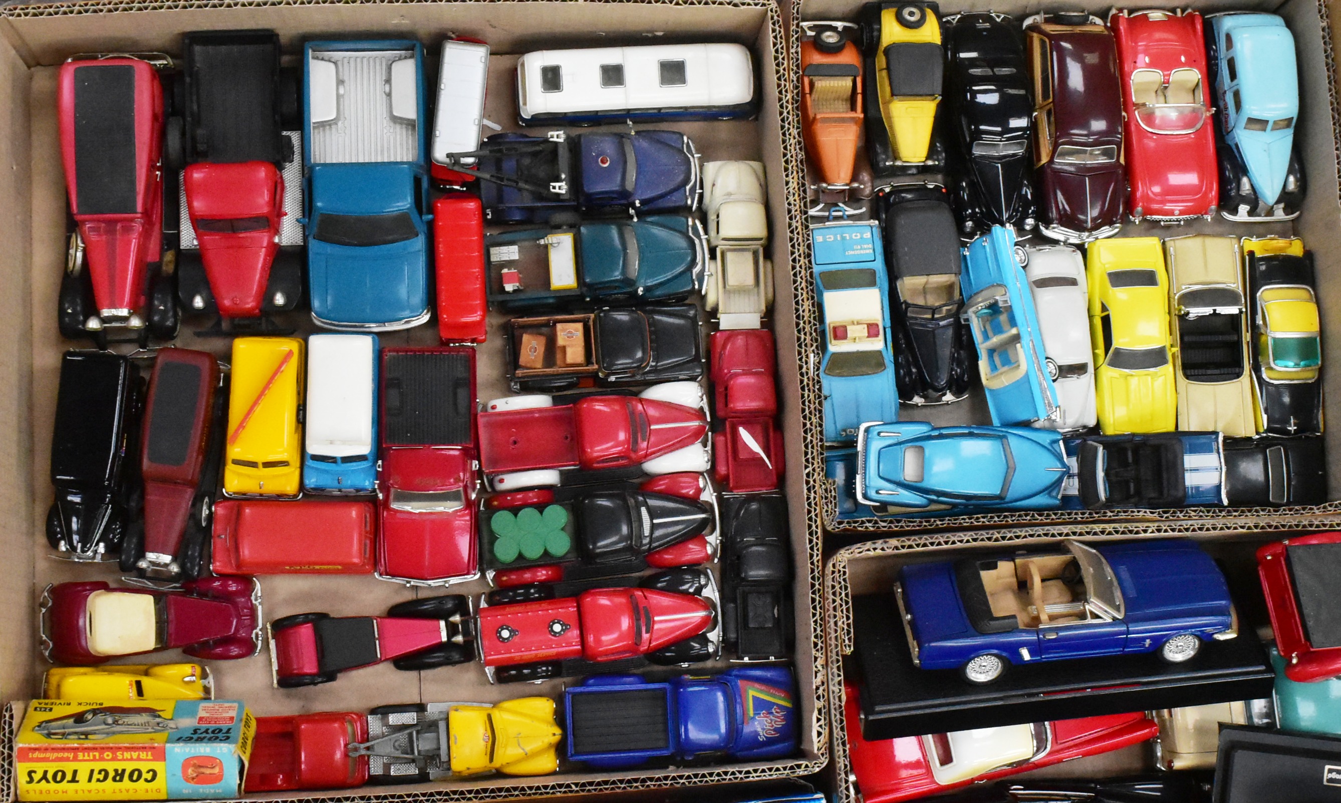 DIECAST - LARGE COLLECTION OF ASSORTED DIECAST MODEL CARS - Image 4 of 6