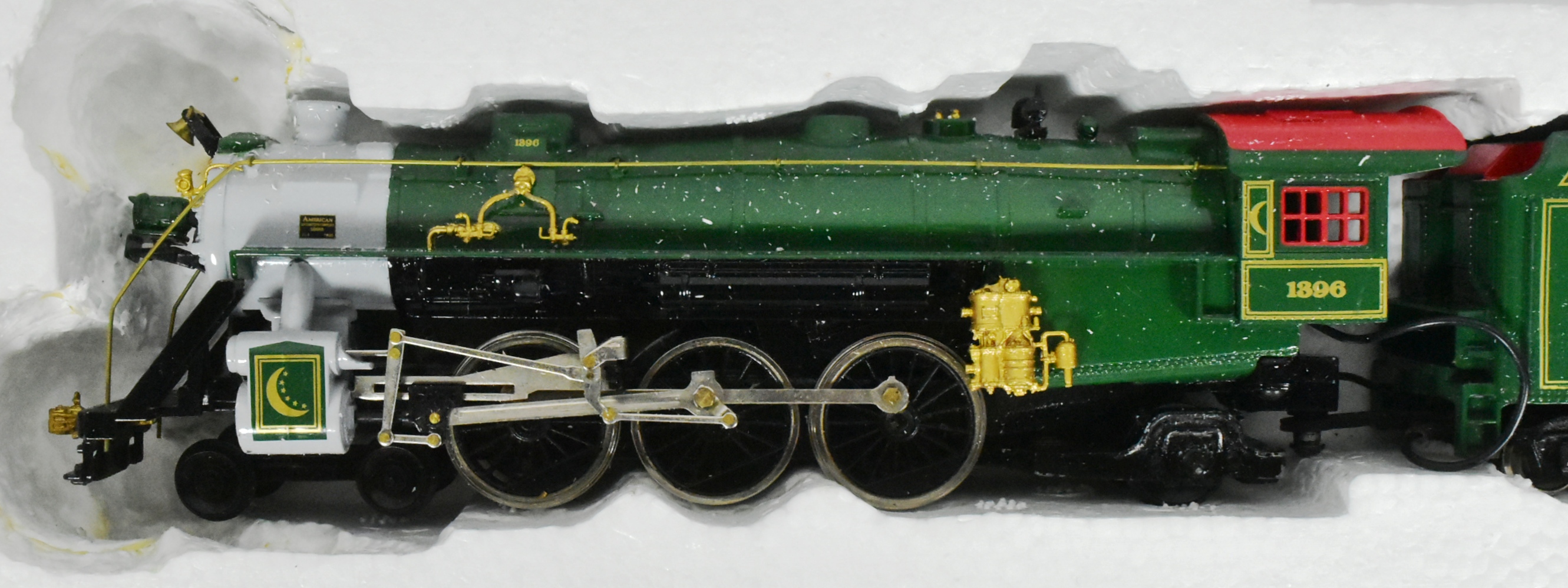 MATCHBOX COLLECTIBLES - CRESCENT LIMITED - H0 SCALE MODEL TRAIN - Image 2 of 4