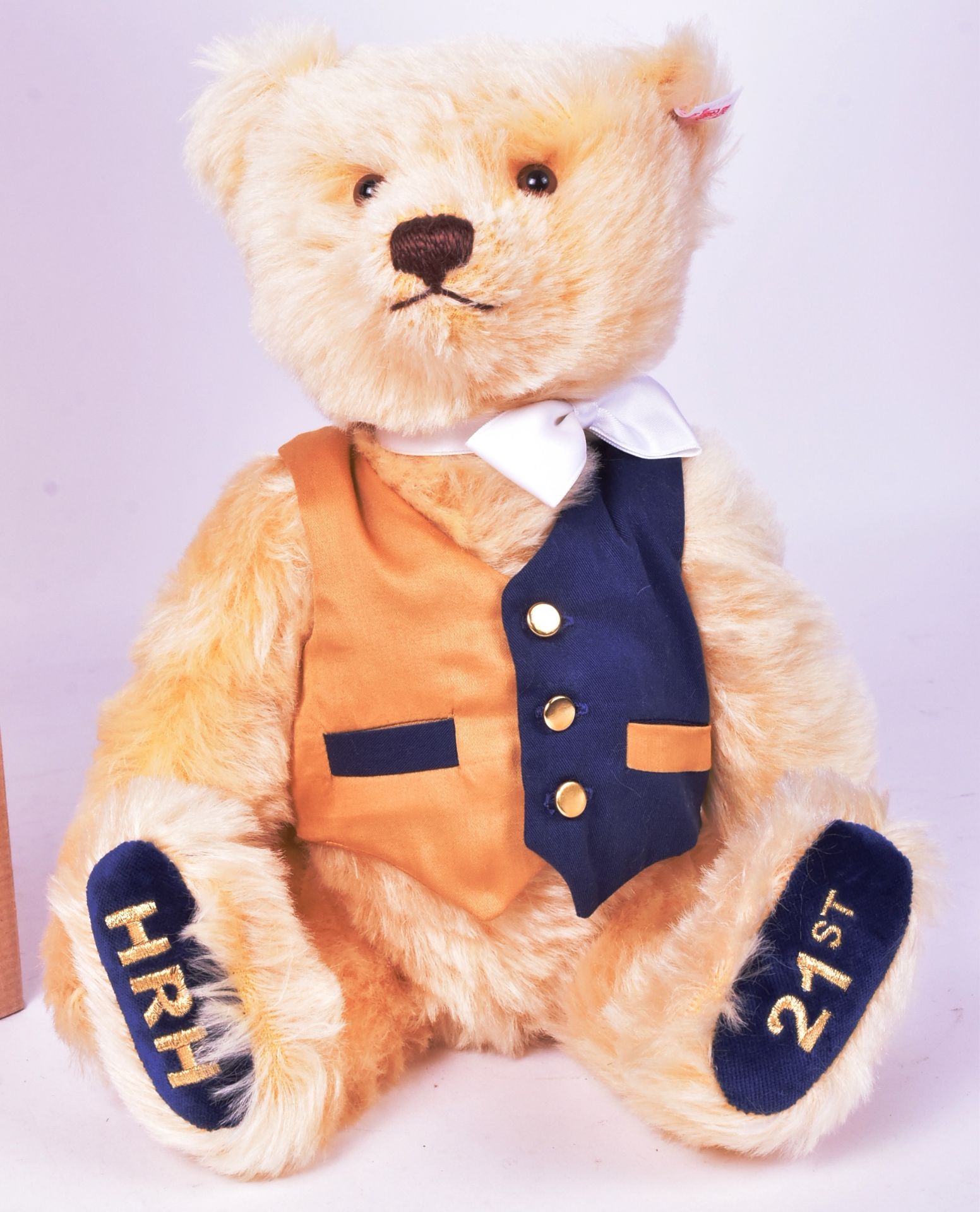 TEDDY BEARS - STEIFF - PRINCE WILLIAMS 21ST BIRTHDAY BEAR - Bild 2 aus 5