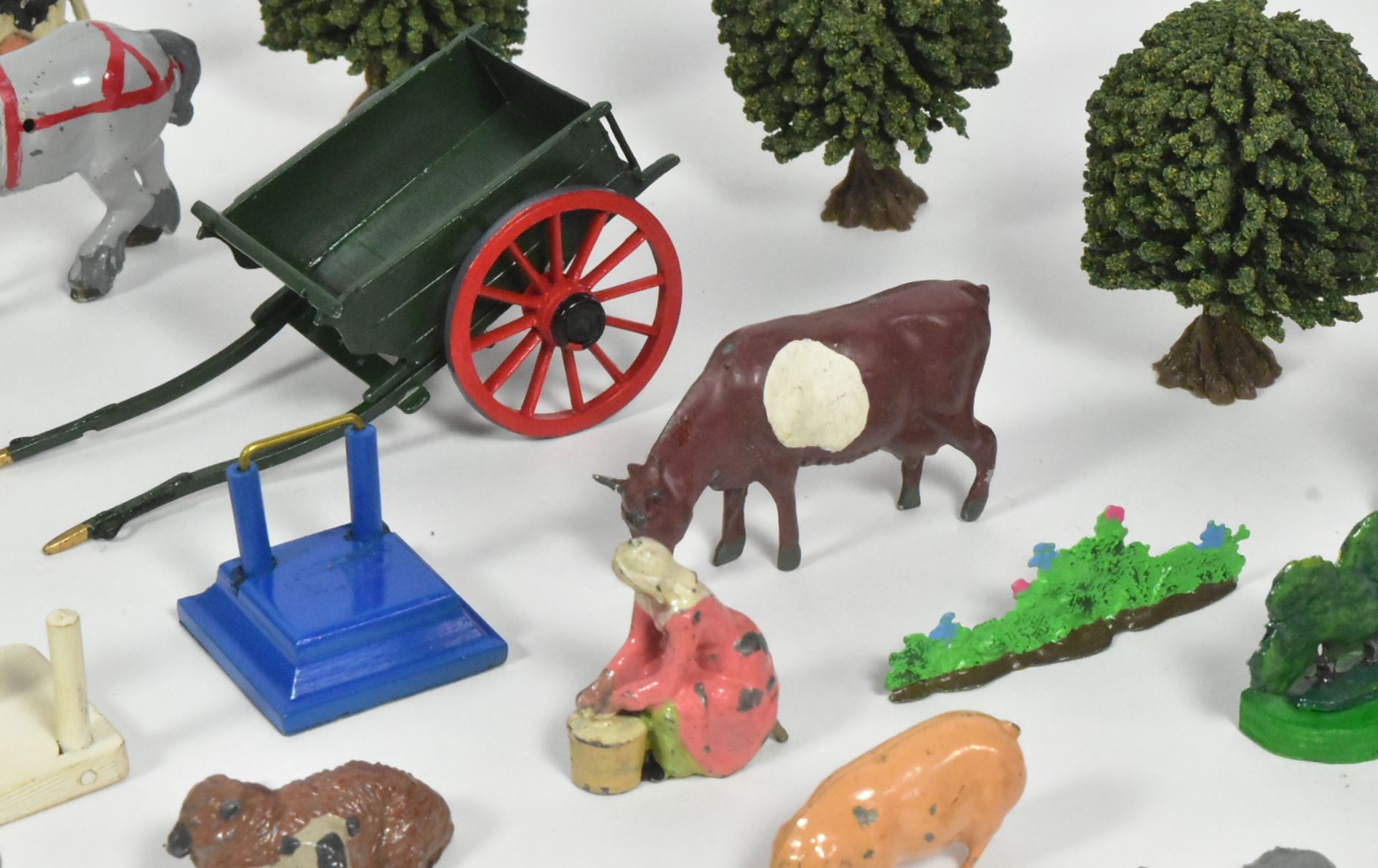 LEAD TOYS - COLLECTION OF LEAD TOY FARM ANIMALS - Image 3 of 6