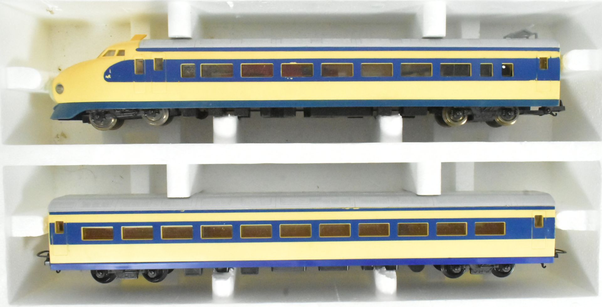 MODEL RAILWAY - LIMA HO GAUGE JAPANESE SUPER EXPRESS TRAIN - Bild 2 aus 4