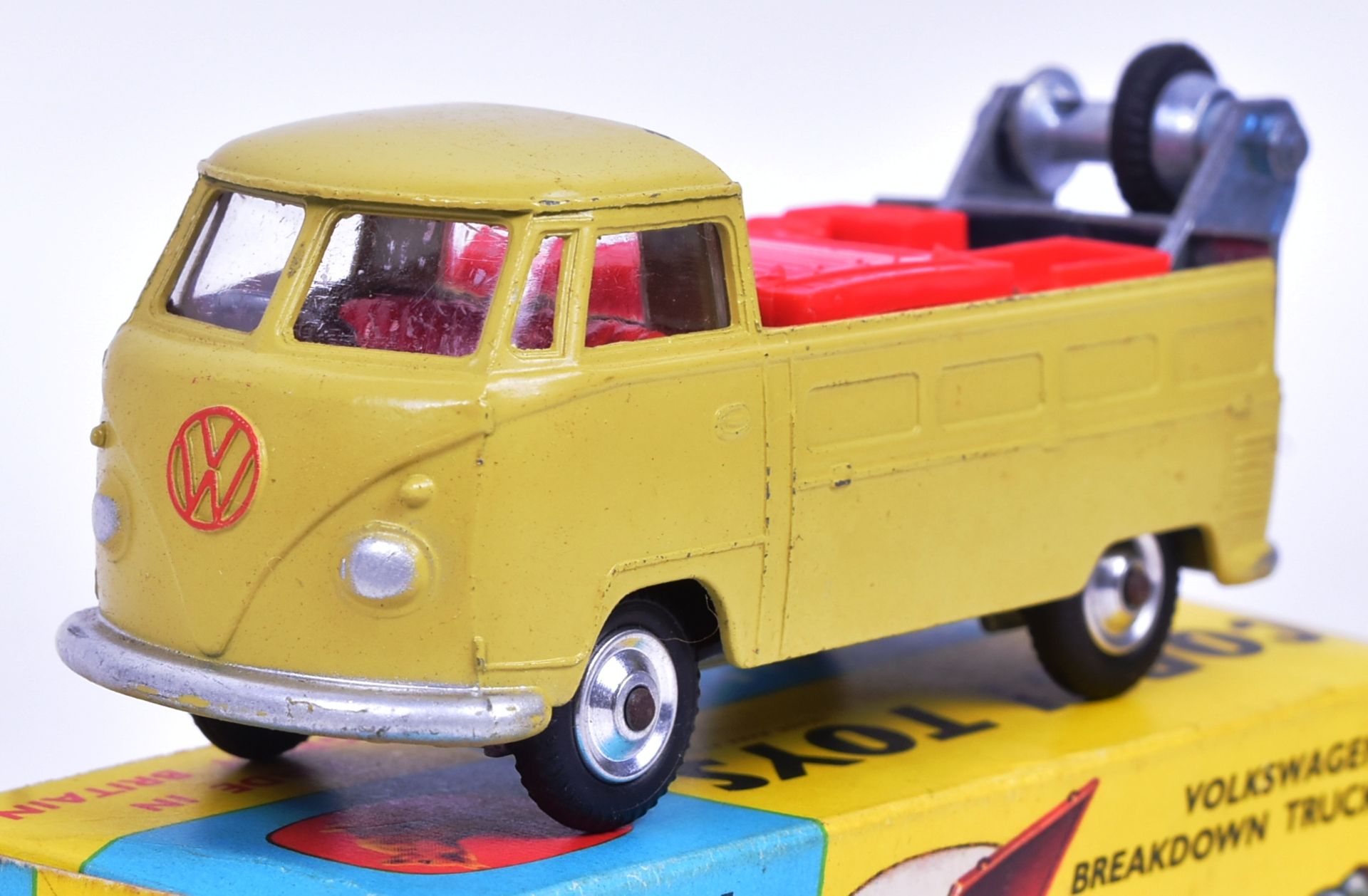 DIECAST - VINTAGE CORGI TOYS VOLKSWAGEN BREAKDOWN TRUCK - Bild 2 aus 6