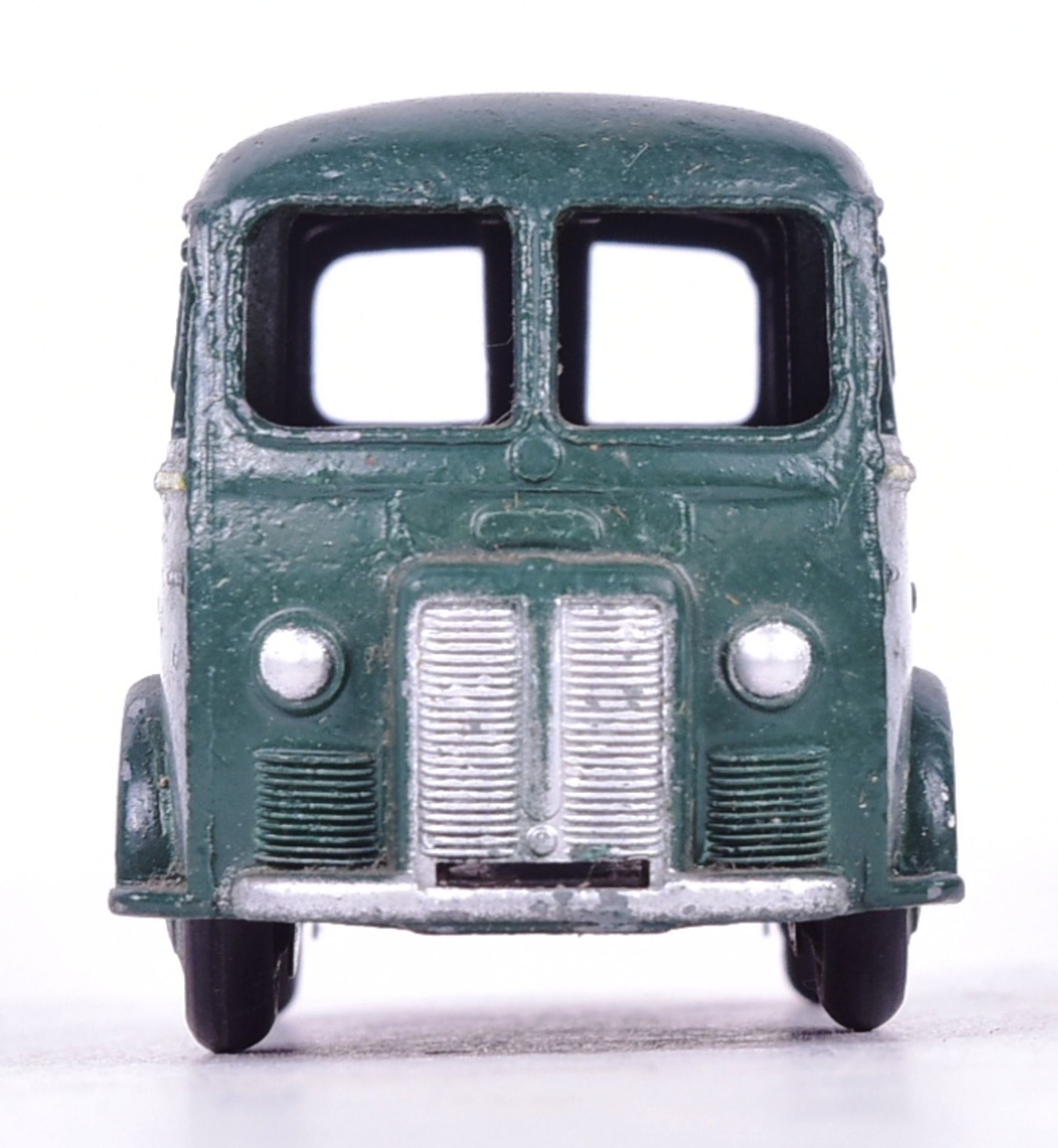 DIECAST - FRENCH DINKY TOYS - PEUGEOT D.3.A - Image 3 of 5
