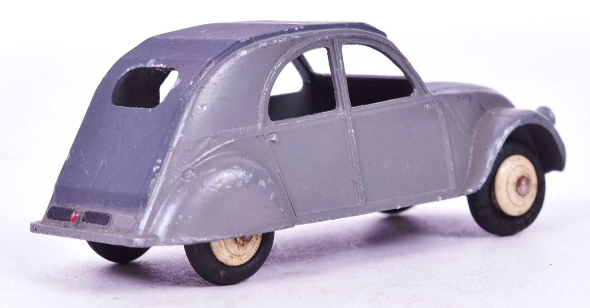 DIECAST - FRENCH DINKY TOYS - CITROEN 2CV - Image 4 of 5