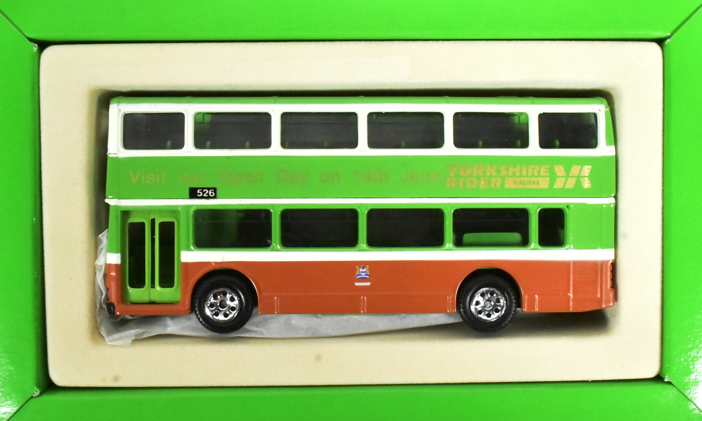 DIECAST - COLLECTION OF CORGI DIECAST MODEL BUSES - Image 4 of 5