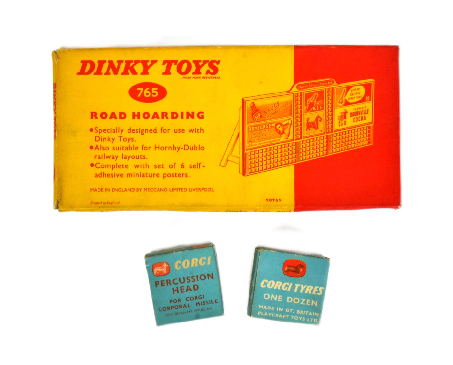 DIECAST - VINTAGE CORGI & DINKY TOYS ACCESSORIES