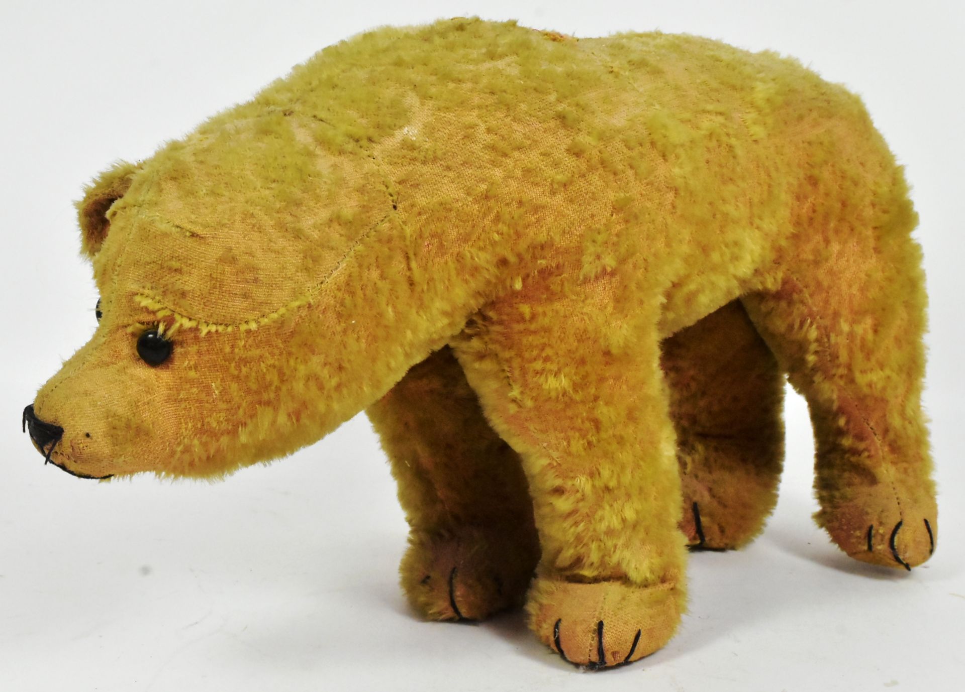 STEIFF - EARLY 20TH CENTURY GERMAN STUFFED BEAR ORIGINALLY ON WHEELS - Bild 2 aus 6