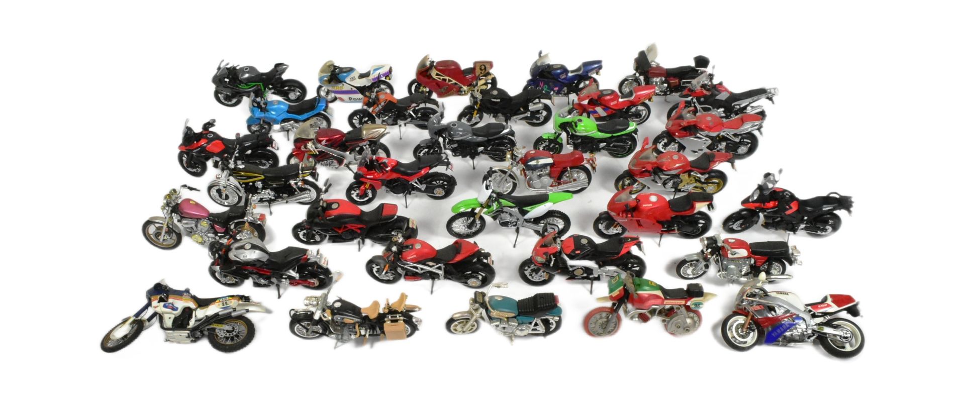 DIECAST - COLLECTION OF 1/18 SCALE DIECAST MODEL MOTORBIKES