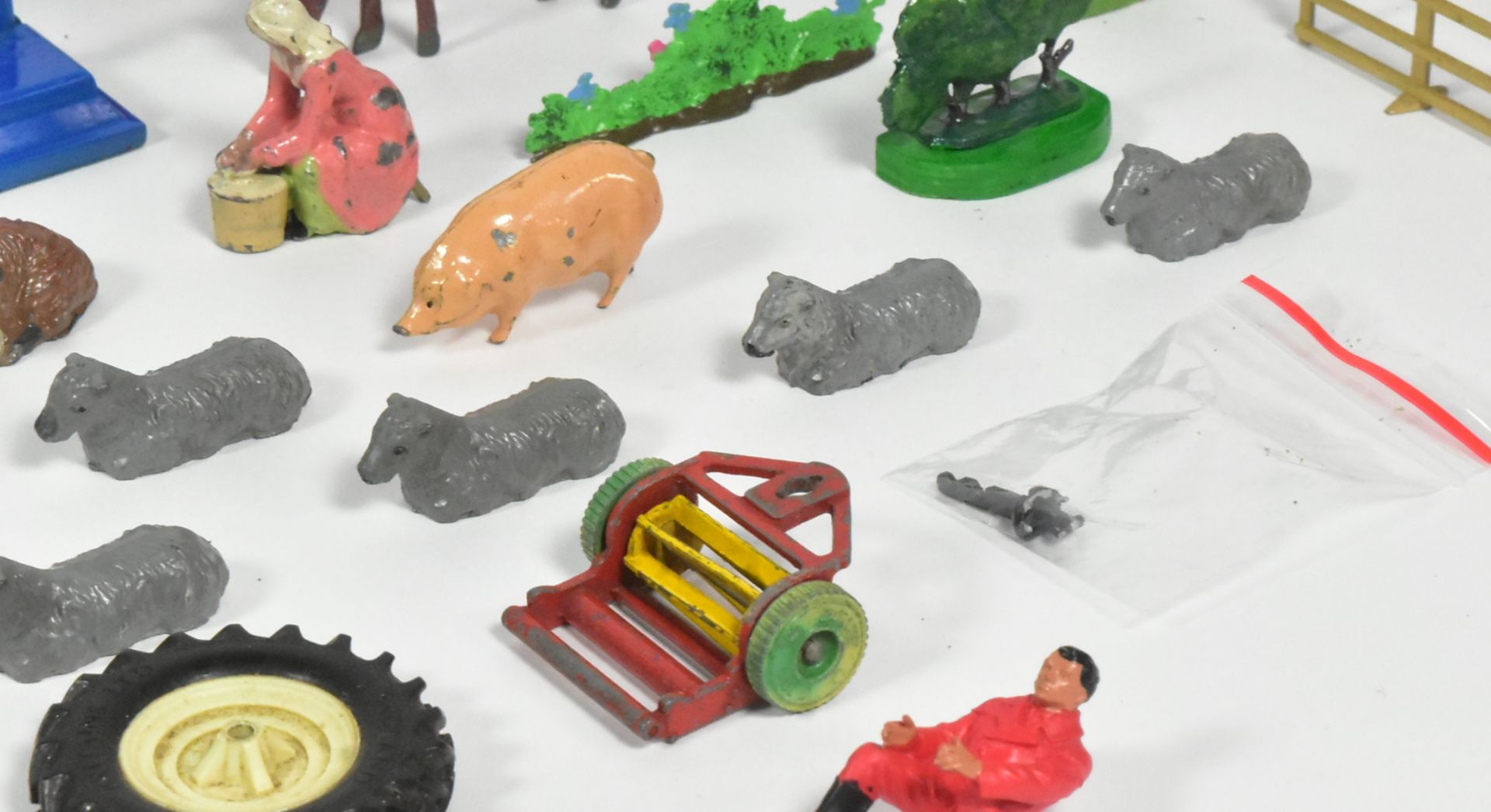 LEAD TOYS - COLLECTION OF LEAD TOY FARM ANIMALS - Bild 5 aus 6